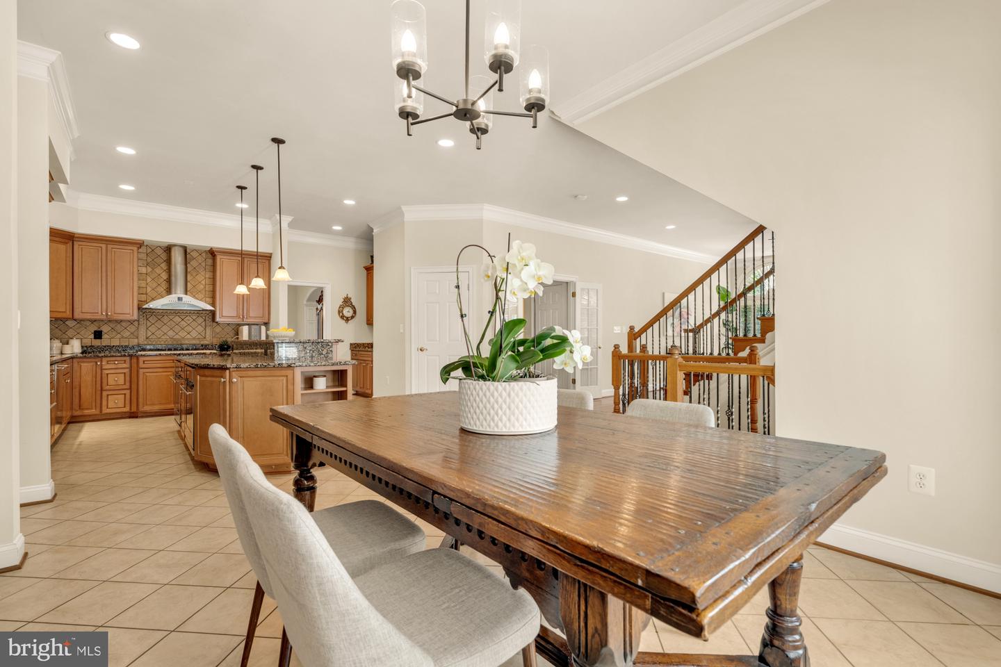6238 LINWAY TER, MCLEAN, Virginia 22101, 6 Bedrooms Bedrooms, ,6 BathroomsBathrooms,Residential,For sale,6238 LINWAY TER,VAFX2265598 MLS # VAFX2265598