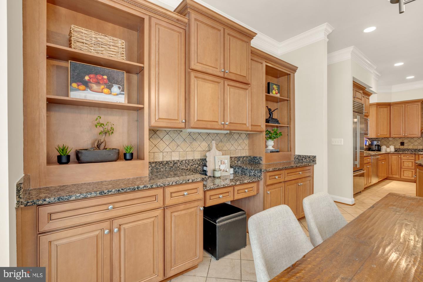6238 LINWAY TER, MCLEAN, Virginia 22101, 6 Bedrooms Bedrooms, ,6 BathroomsBathrooms,Residential,For sale,6238 LINWAY TER,VAFX2265598 MLS # VAFX2265598