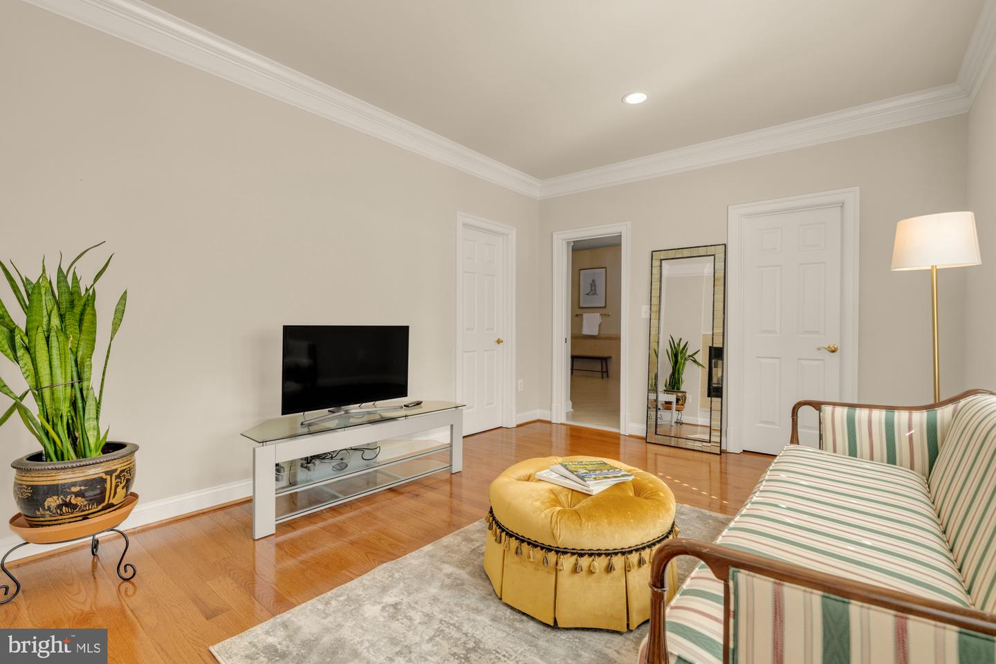 6238 LINWAY TER, MCLEAN, Virginia 22101, 6 Bedrooms Bedrooms, ,6 BathroomsBathrooms,Residential,For sale,6238 LINWAY TER,VAFX2265598 MLS # VAFX2265598