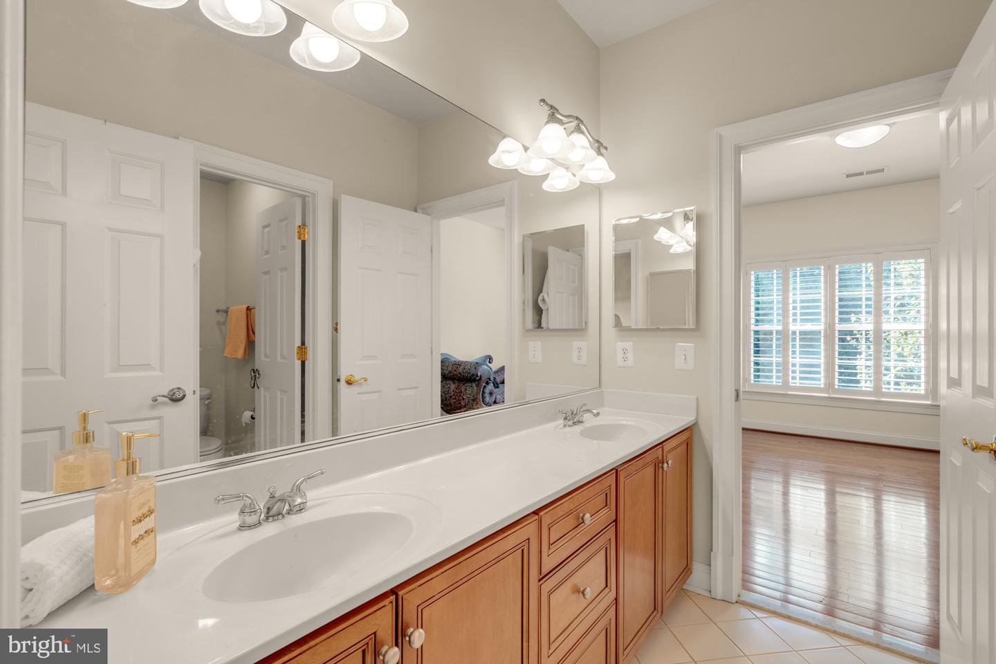 6238 LINWAY TER, MCLEAN, Virginia 22101, 6 Bedrooms Bedrooms, ,6 BathroomsBathrooms,Residential,For sale,6238 LINWAY TER,VAFX2265598 MLS # VAFX2265598