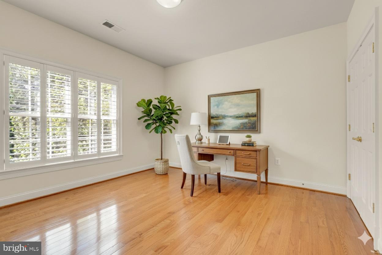 6238 LINWAY TER, MCLEAN, Virginia 22101, 6 Bedrooms Bedrooms, ,6 BathroomsBathrooms,Residential,For sale,6238 LINWAY TER,VAFX2265598 MLS # VAFX2265598