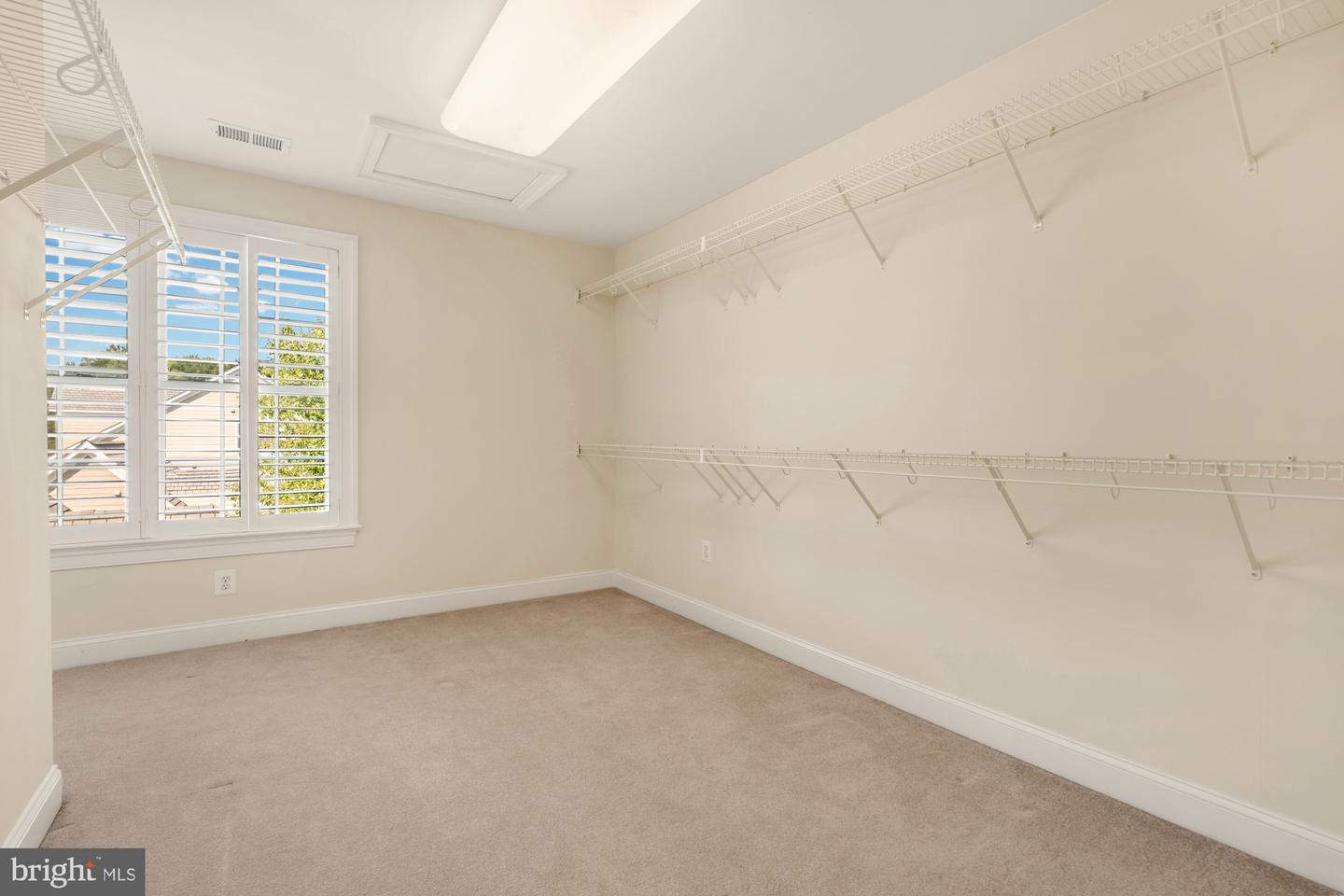 6238 LINWAY TER, MCLEAN, Virginia 22101, 6 Bedrooms Bedrooms, ,6 BathroomsBathrooms,Residential,For sale,6238 LINWAY TER,VAFX2265598 MLS # VAFX2265598