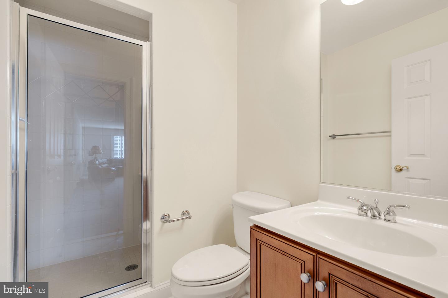 6238 LINWAY TER, MCLEAN, Virginia 22101, 6 Bedrooms Bedrooms, ,6 BathroomsBathrooms,Residential,For sale,6238 LINWAY TER,VAFX2265598 MLS # VAFX2265598