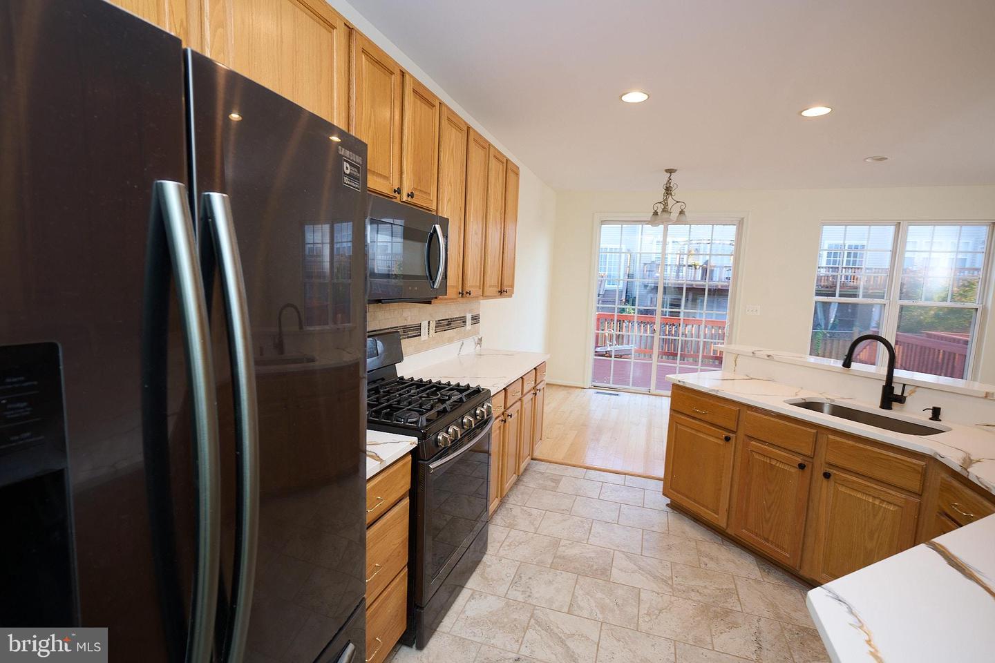 43259 SUNDERLEIGH SQ, BROADLANDS, Virginia 20148, 3 Bedrooms Bedrooms, ,3 BathroomsBathrooms,Residential,For sale,43259 SUNDERLEIGH SQ,VALO2106352 MLS # VALO2106352