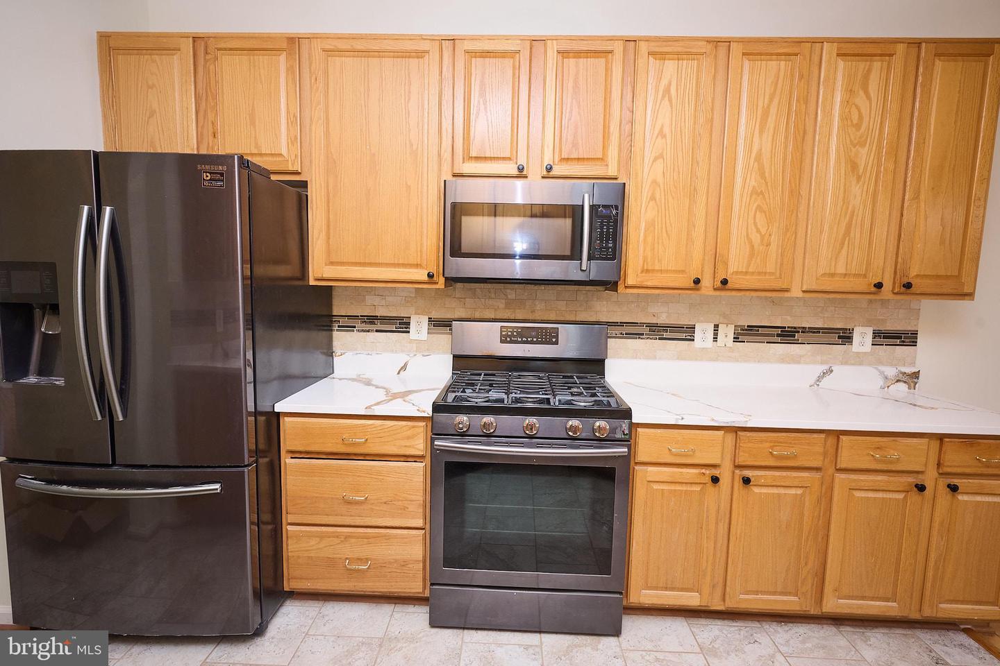 43259 SUNDERLEIGH SQ, BROADLANDS, Virginia 20148, 3 Bedrooms Bedrooms, ,3 BathroomsBathrooms,Residential,For sale,43259 SUNDERLEIGH SQ,VALO2106352 MLS # VALO2106352