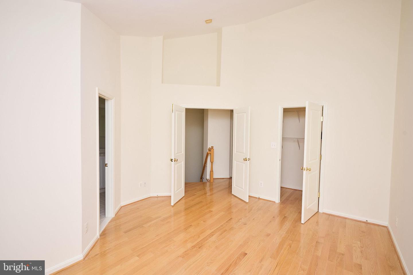 43259 SUNDERLEIGH SQ, BROADLANDS, Virginia 20148, 3 Bedrooms Bedrooms, ,3 BathroomsBathrooms,Residential,For sale,43259 SUNDERLEIGH SQ,VALO2106352 MLS # VALO2106352