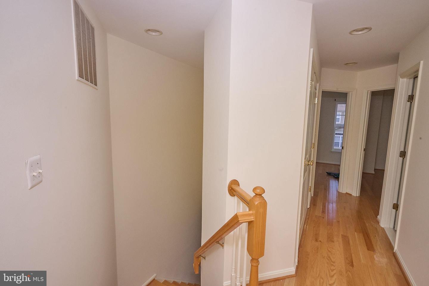 43259 SUNDERLEIGH SQ, BROADLANDS, Virginia 20148, 3 Bedrooms Bedrooms, ,3 BathroomsBathrooms,Residential,For sale,43259 SUNDERLEIGH SQ,VALO2106352 MLS # VALO2106352