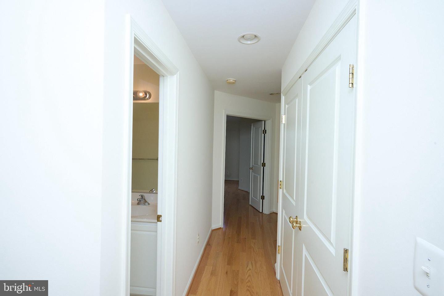43259 SUNDERLEIGH SQ, BROADLANDS, Virginia 20148, 3 Bedrooms Bedrooms, ,3 BathroomsBathrooms,Residential,For sale,43259 SUNDERLEIGH SQ,VALO2106352 MLS # VALO2106352