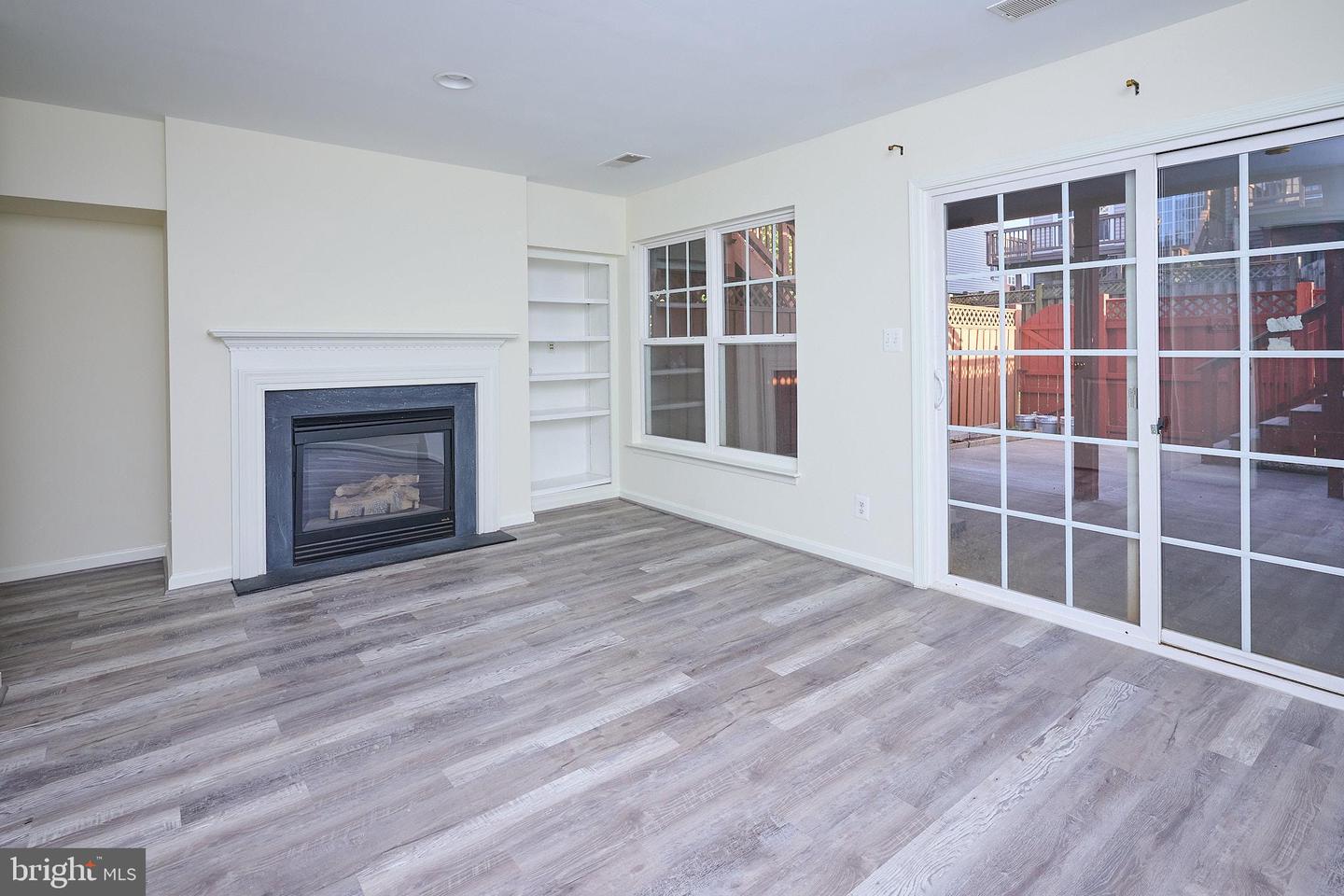 43259 SUNDERLEIGH SQ, BROADLANDS, Virginia 20148, 3 Bedrooms Bedrooms, ,3 BathroomsBathrooms,Residential,For sale,43259 SUNDERLEIGH SQ,VALO2106352 MLS # VALO2106352
