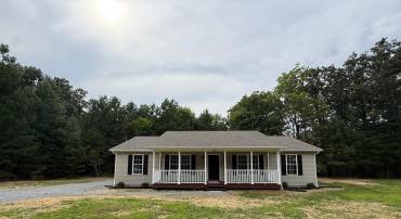 185 WOODBERRY DR, MONTROSS, Virginia 22520, 4 Bedrooms Bedrooms, 10 Rooms Rooms,2 BathroomsBathrooms,Residential,For sale,185 WOODBERRY DR,VAWE2009708 MLS # VAWE2009708
