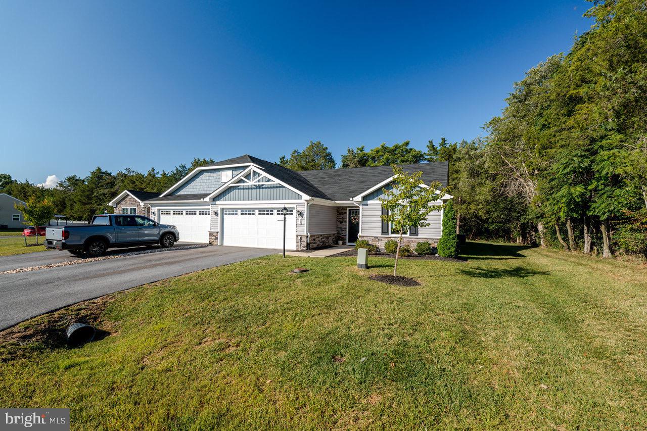 82 S PEAK DR, MC GAHEYSVILLE, Virginia 22840, 3 Bedrooms Bedrooms, ,2 BathroomsBathrooms,Residential,For sale,82 S PEAK DR,VARO2002564 MLS # VARO2002564
