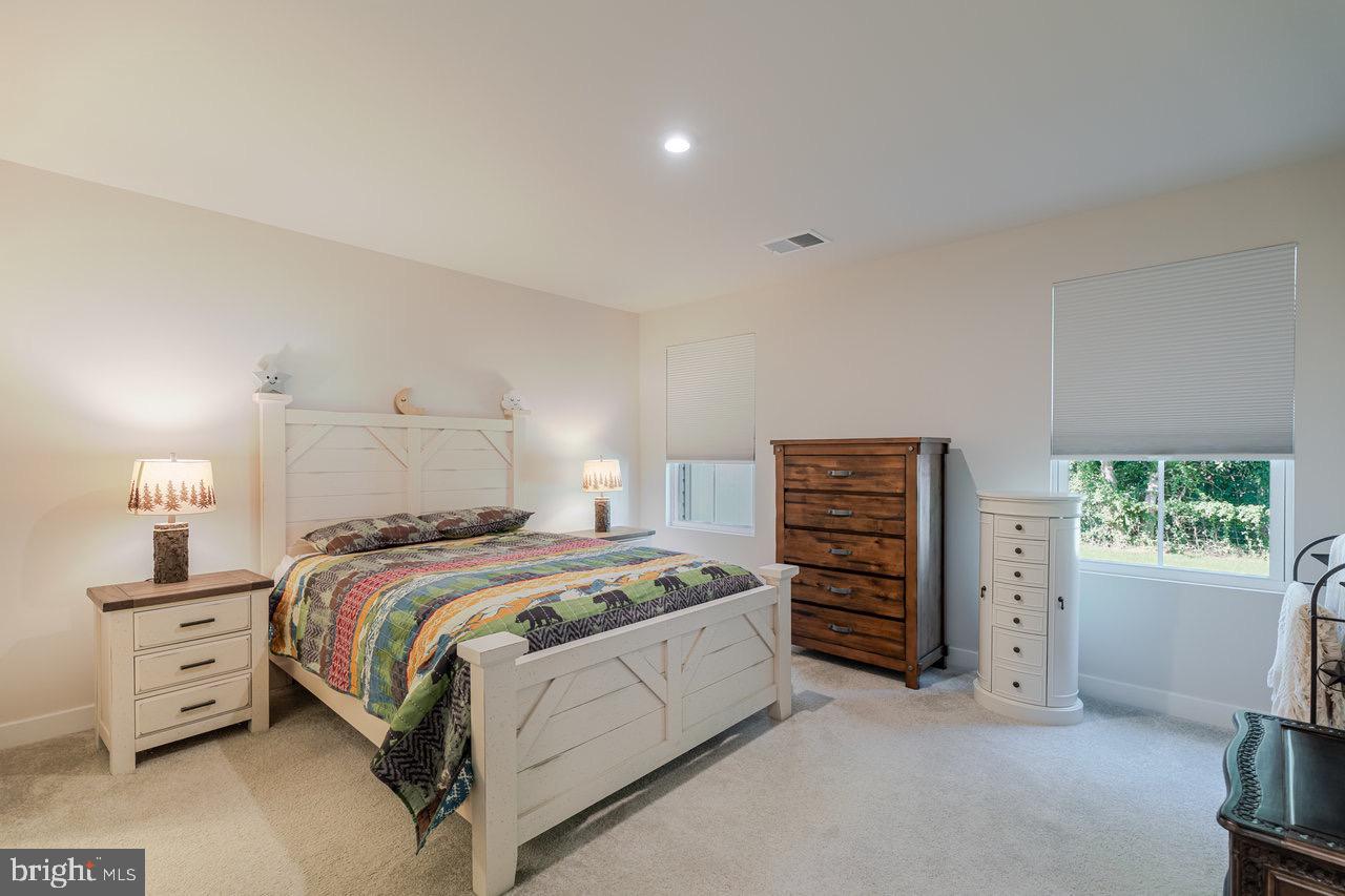 82 S PEAK DR, MC GAHEYSVILLE, Virginia 22840, 3 Bedrooms Bedrooms, ,2 BathroomsBathrooms,Residential,For sale,82 S PEAK DR,VARO2002564 MLS # VARO2002564