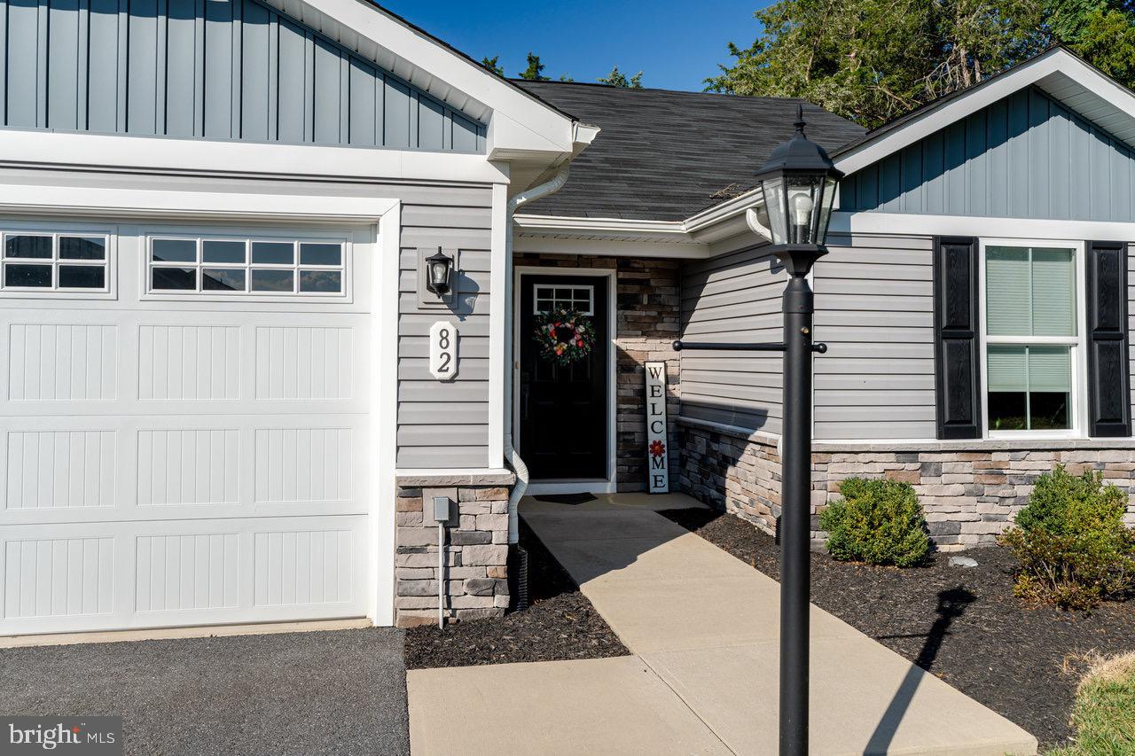 82 S PEAK DR, MC GAHEYSVILLE, Virginia 22840, 3 Bedrooms Bedrooms, ,2 BathroomsBathrooms,Residential,For sale,82 S PEAK DR,VARO2002564 MLS # VARO2002564