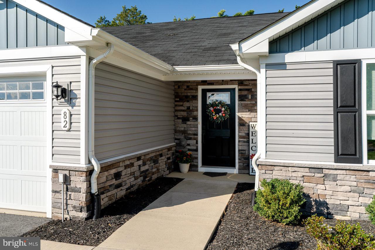 82 S PEAK DR, MC GAHEYSVILLE, Virginia 22840, 3 Bedrooms Bedrooms, ,2 BathroomsBathrooms,Residential,For sale,82 S PEAK DR,VARO2002564 MLS # VARO2002564