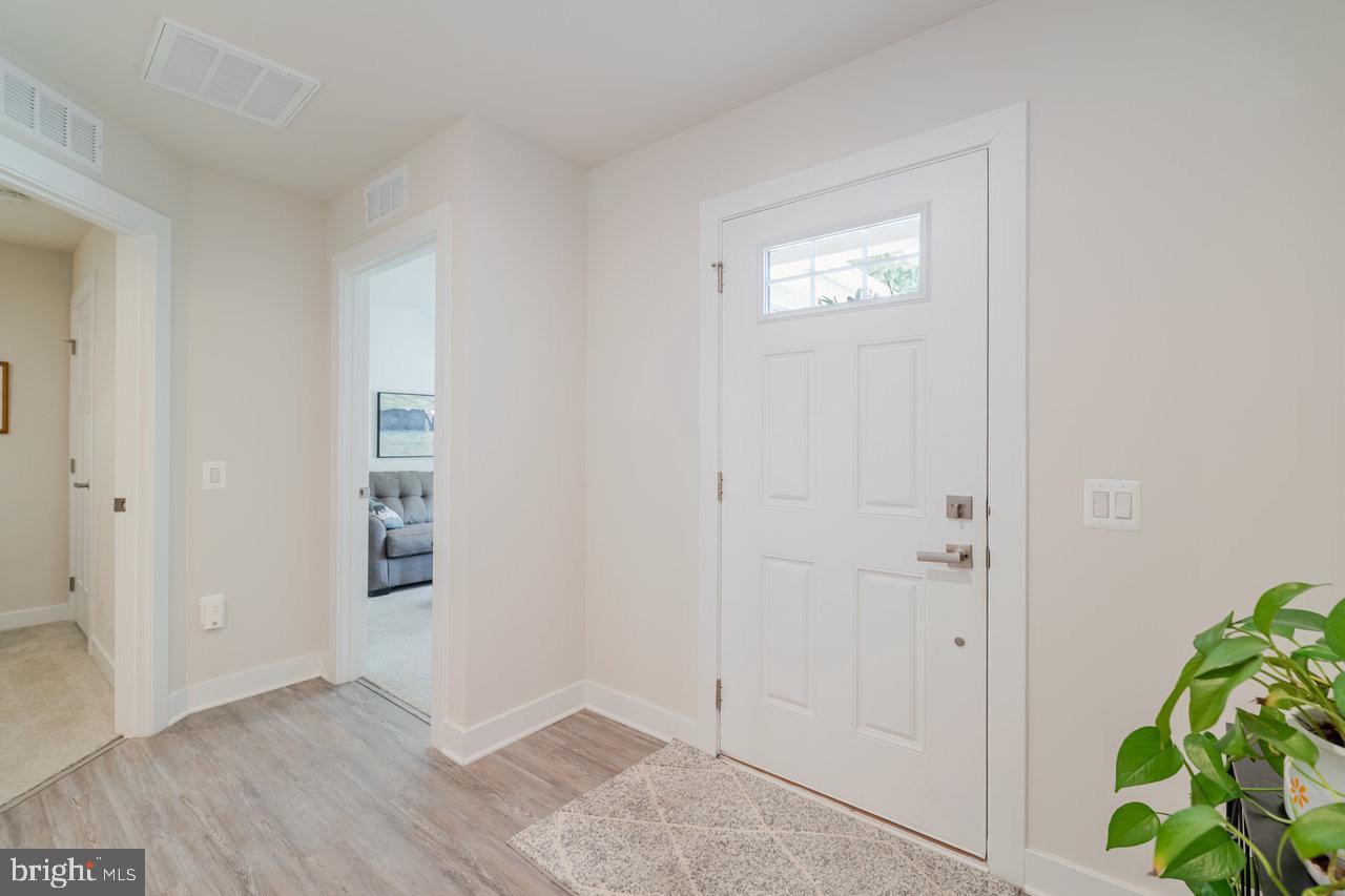 82 S PEAK DR, MC GAHEYSVILLE, Virginia 22840, 3 Bedrooms Bedrooms, ,2 BathroomsBathrooms,Residential,For sale,82 S PEAK DR,VARO2002564 MLS # VARO2002564