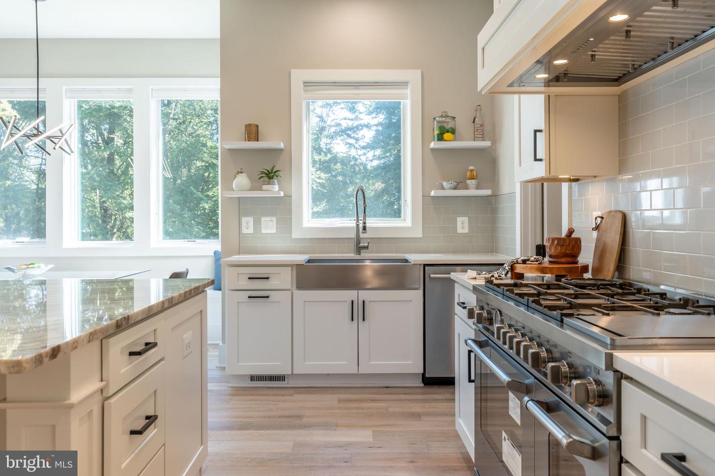 2873 HIDEAWAY RD, FAIRFAX, Virginia 22031, 6 Bedrooms Bedrooms, ,6 BathroomsBathrooms,Residential,For sale,2873 HIDEAWAY RD,VAFX2265636 MLS # VAFX2265636