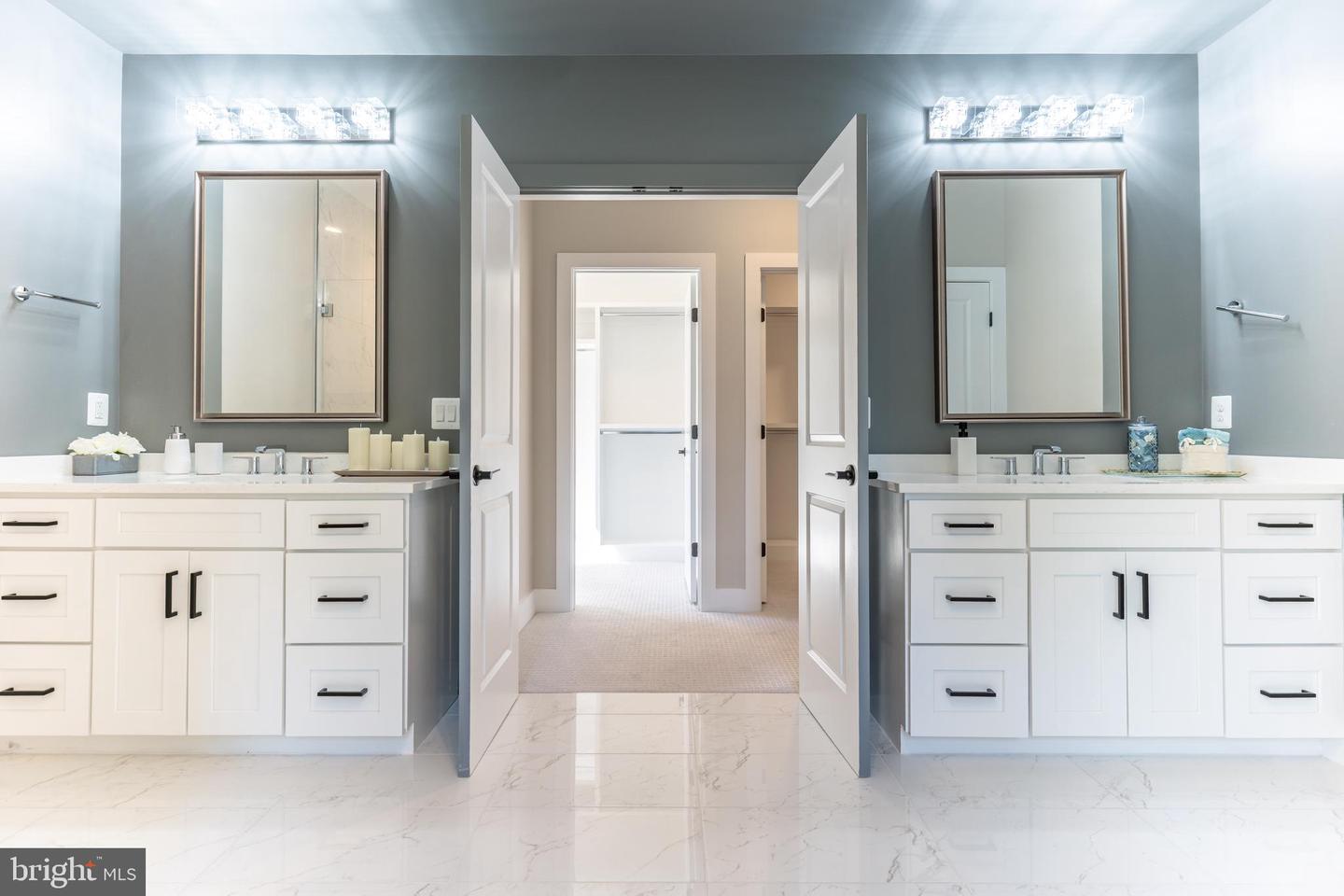 2873 HIDEAWAY RD, FAIRFAX, Virginia 22031, 6 Bedrooms Bedrooms, ,6 BathroomsBathrooms,Residential,For sale,2873 HIDEAWAY RD,VAFX2265636 MLS # VAFX2265636