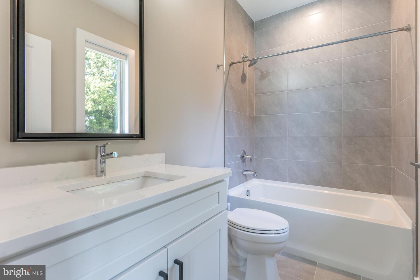 2873 HIDEAWAY RD, FAIRFAX, Virginia 22031, 6 Bedrooms Bedrooms, ,6 BathroomsBathrooms,Residential,For sale,2873 HIDEAWAY RD,VAFX2265636 MLS # VAFX2265636