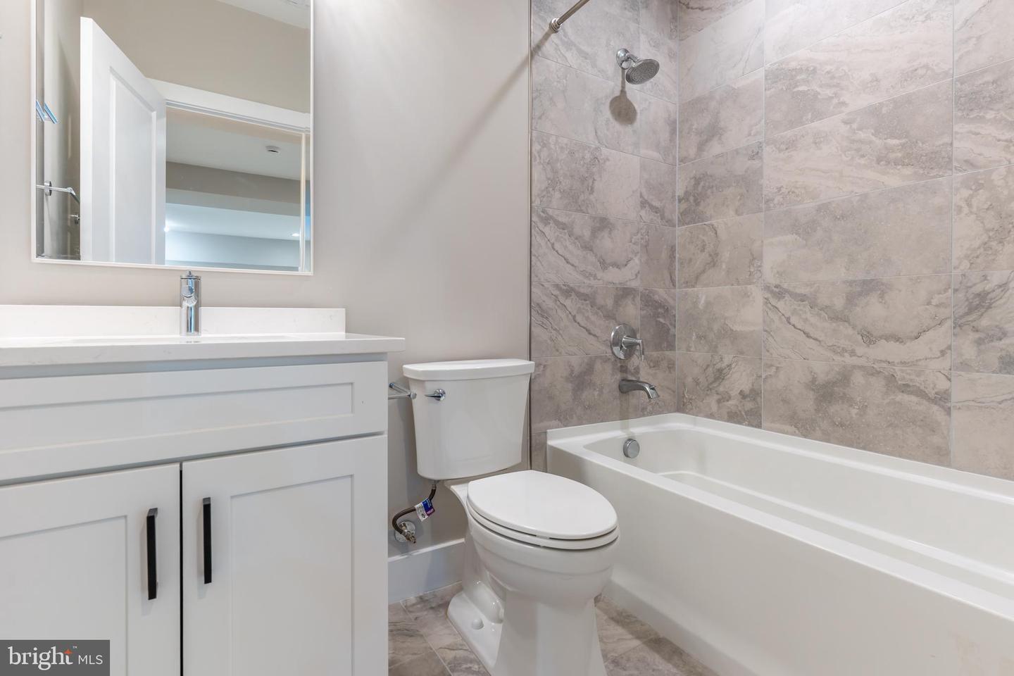 2873 HIDEAWAY RD, FAIRFAX, Virginia 22031, 6 Bedrooms Bedrooms, ,6 BathroomsBathrooms,Residential,For sale,2873 HIDEAWAY RD,VAFX2265636 MLS # VAFX2265636