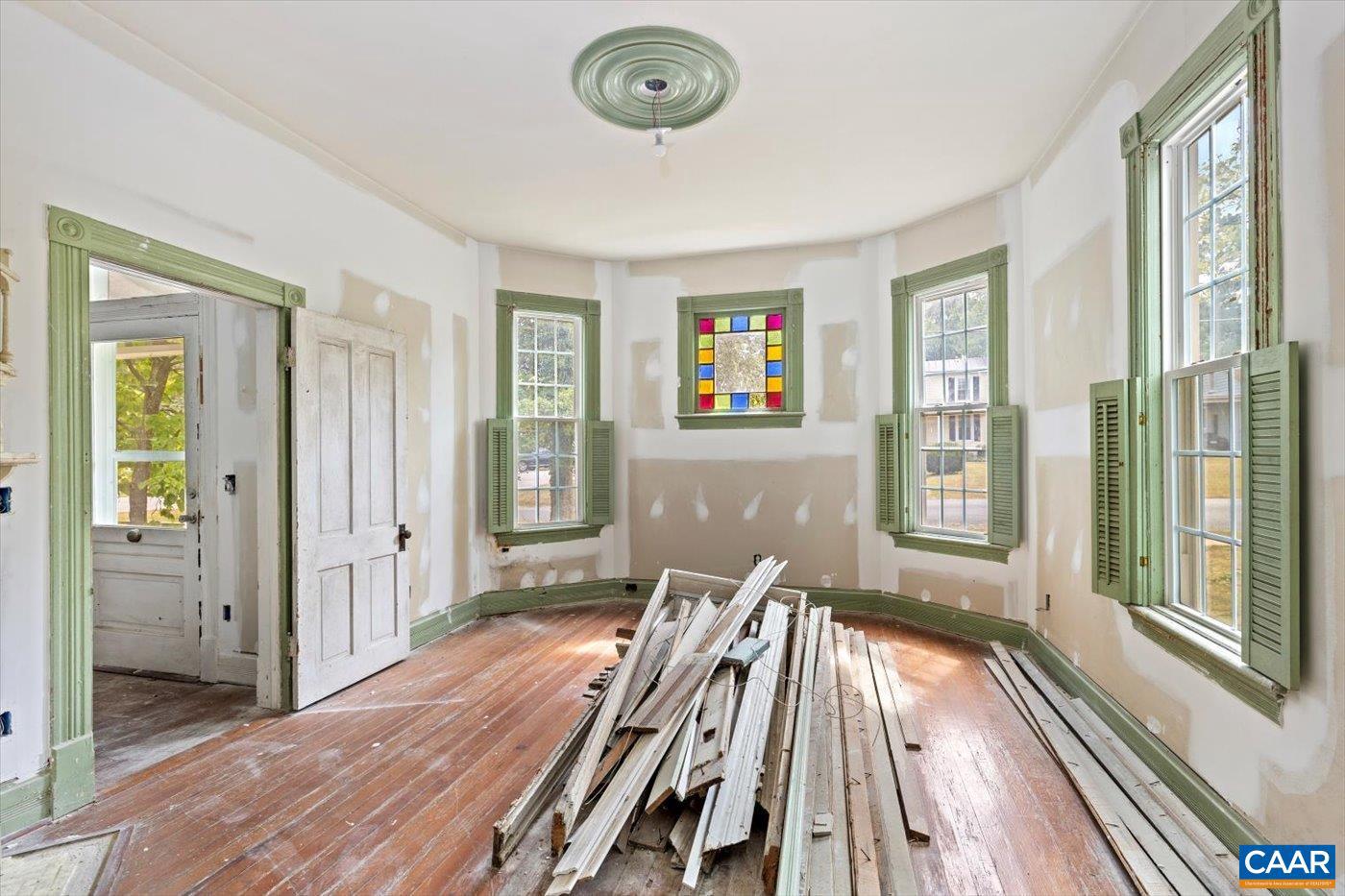 101 WEST ST, LOUISA, Virginia 23093, 4 Bedrooms Bedrooms, ,2 BathroomsBathrooms,Residential,For sale,101 WEST ST,668719 MLS # 668719
