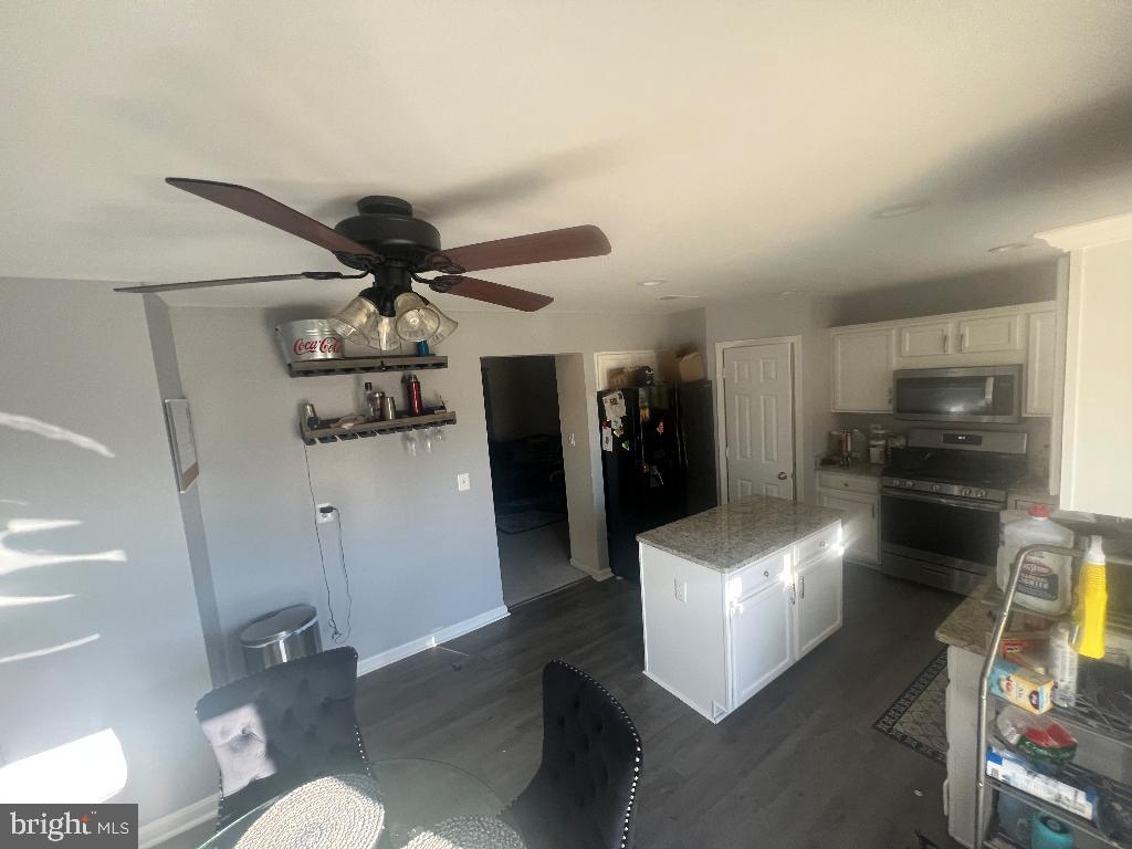 9264 KRISTY DR, MANASSAS PARK, Virginia 20111, 3 Bedrooms Bedrooms, 6 Rooms Rooms,3 BathroomsBathrooms,Residential,For sale,9264 KRISTY DR,VAMP2003300 MLS # VAMP2003300