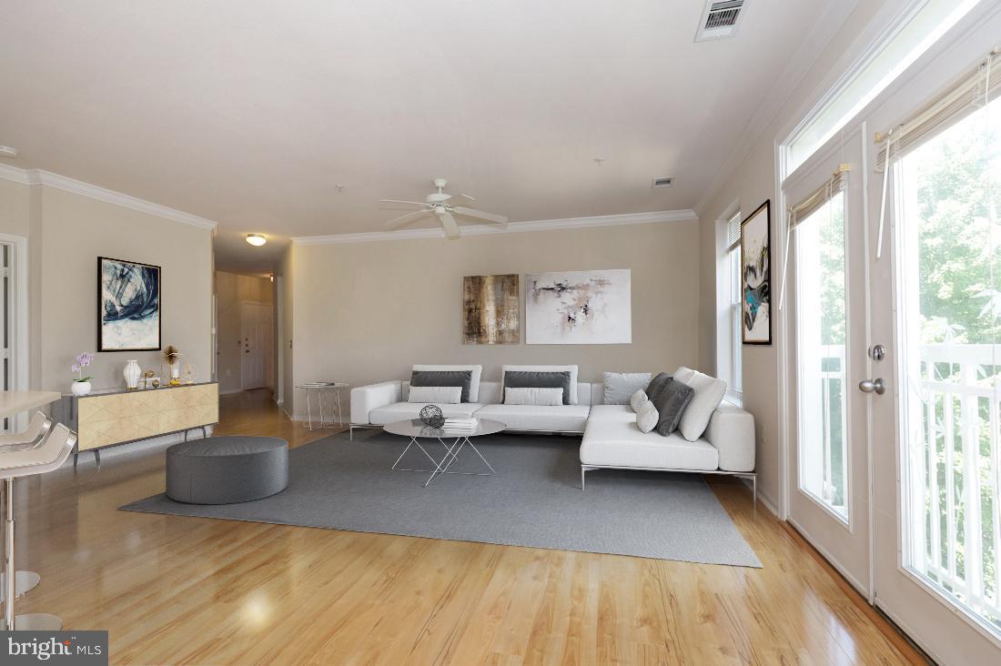 9480 VIRGINIA CENTER BLVD #211, VIENNA, Virginia 22181, 2 Bedrooms Bedrooms, ,2 BathroomsBathrooms,Residential,For sale,9480 VIRGINIA CENTER BLVD #211,VAFX2265676 MLS # VAFX2265676
