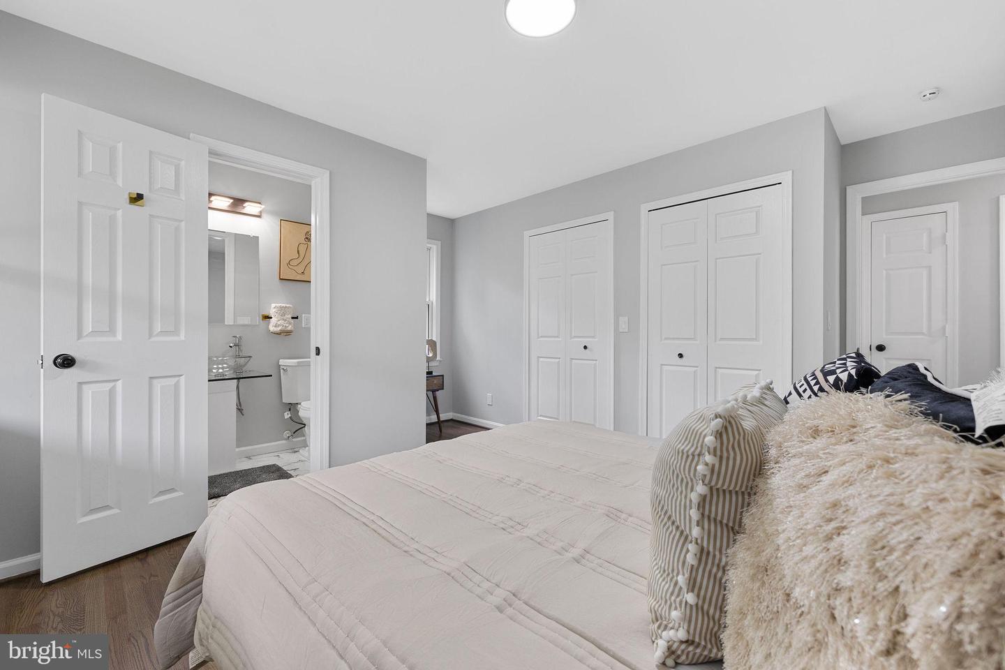 8614 GATESHEAD RD, ALEXANDRIA, Virginia 22309, 4 Bedrooms Bedrooms, ,3 BathroomsBathrooms,Residential,For sale,8614 GATESHEAD RD,VAFX2265688 MLS # VAFX2265688