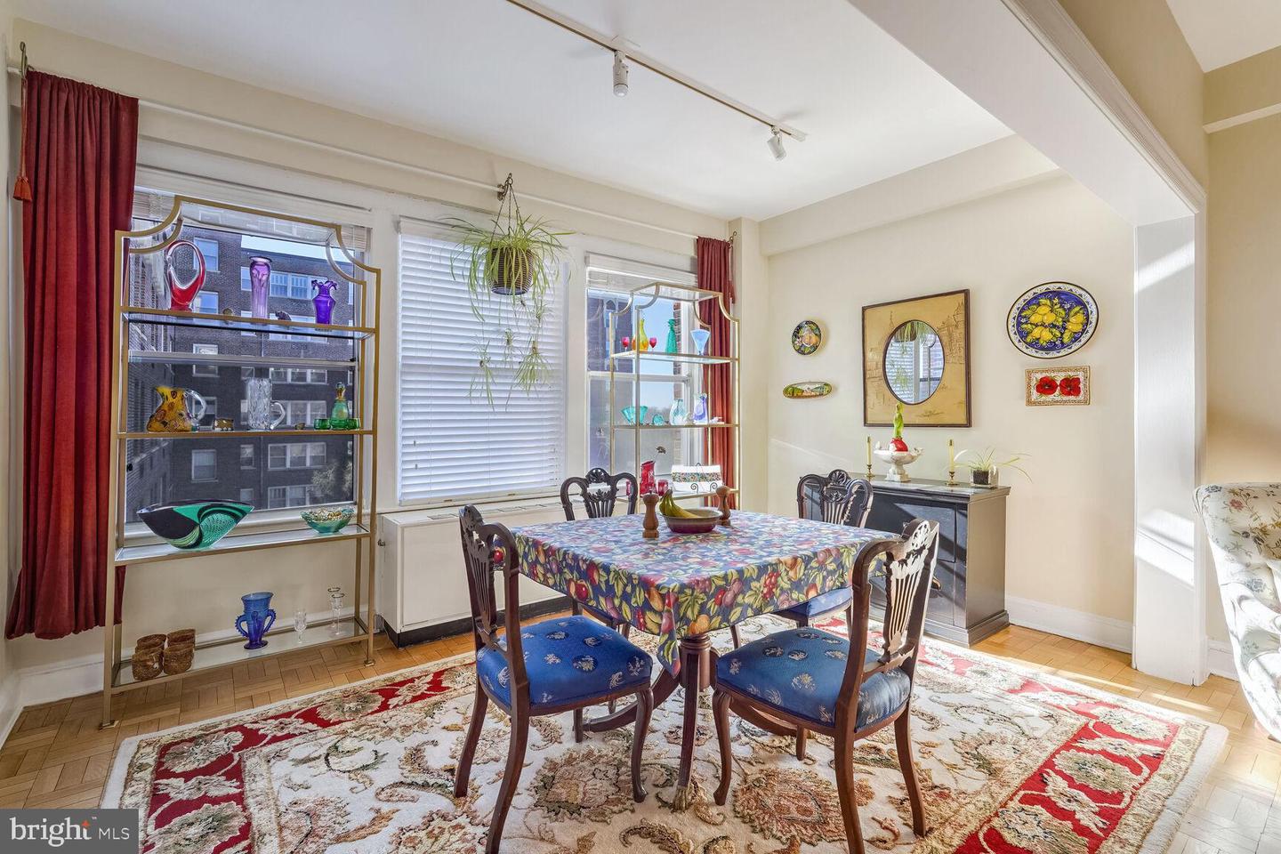 4000 CATHEDRAL AVE NW #530 B, WASHINGTON, District Of Columbia 20016, 1 Bedroom Bedrooms, ,1 BathroomBathrooms,Residential,For sale,4000 CATHEDRAL AVE NW #530 B,DCDC2221210 MLS # DCDC2221210