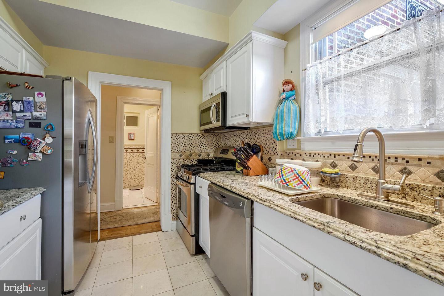 4000 CATHEDRAL AVE NW #530 B, WASHINGTON, District Of Columbia 20016, 1 Bedroom Bedrooms, ,1 BathroomBathrooms,Residential,For sale,4000 CATHEDRAL AVE NW #530 B,DCDC2221210 MLS # DCDC2221210