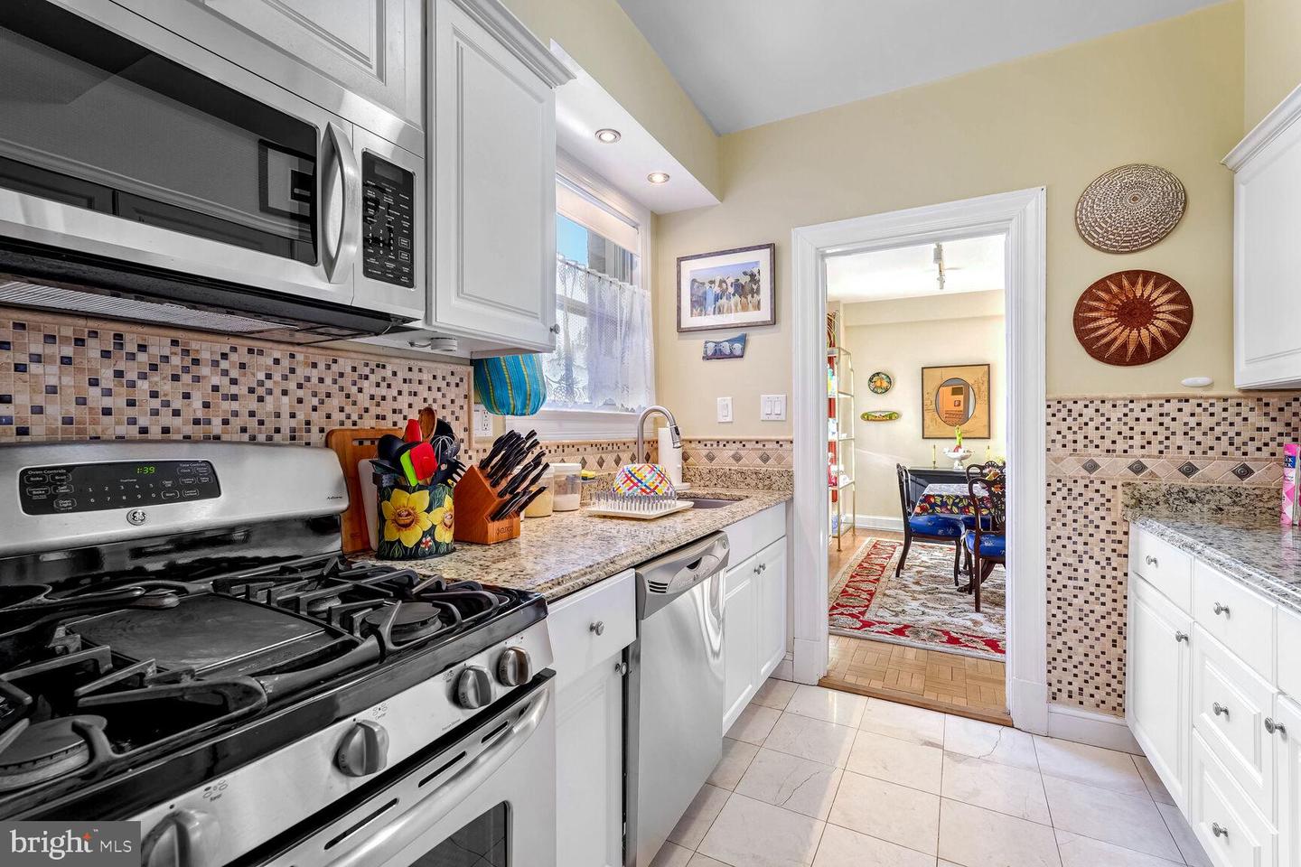 4000 CATHEDRAL AVE NW #530 B, WASHINGTON, District Of Columbia 20016, 1 Bedroom Bedrooms, ,1 BathroomBathrooms,Residential,For sale,4000 CATHEDRAL AVE NW #530 B,DCDC2221210 MLS # DCDC2221210