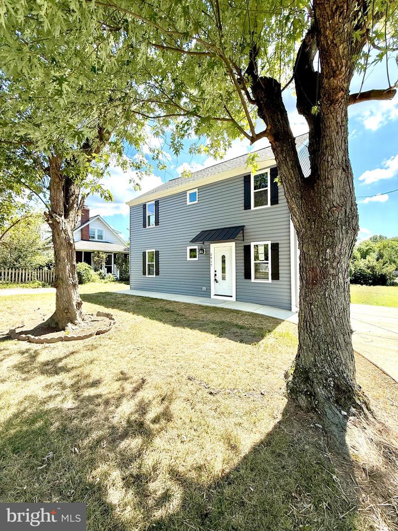 2917 E LEE AVE, ALEXANDRIA, Virginia 22306, 4 Bedrooms Bedrooms, ,3 BathroomsBathrooms,Residential,For sale,2917 E LEE AVE,VAFX2265704 MLS # VAFX2265704