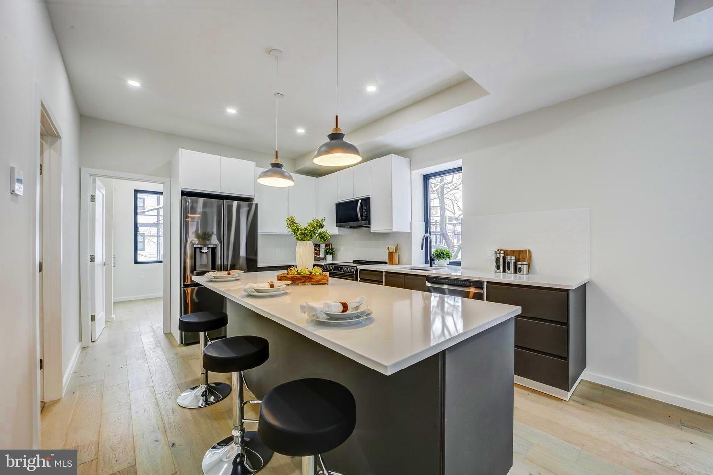 1146 16TH ST NE #B, WASHINGTON, District Of Columbia 20002, 4 Bedrooms Bedrooms, ,3 BathroomsBathrooms,Residential,For sale,1146 16TH ST NE #B,DCDC2221232 MLS # DCDC2221232 1146 16TH ST NE #B, WASHINGTON, District Of Columbia 20002, 4 Bedrooms Bedrooms, ,3 BathroomsBathrooms,Residential,For sale,1146 16TH ST NE #B,DCDC2221232 MLS # DCDC2221232