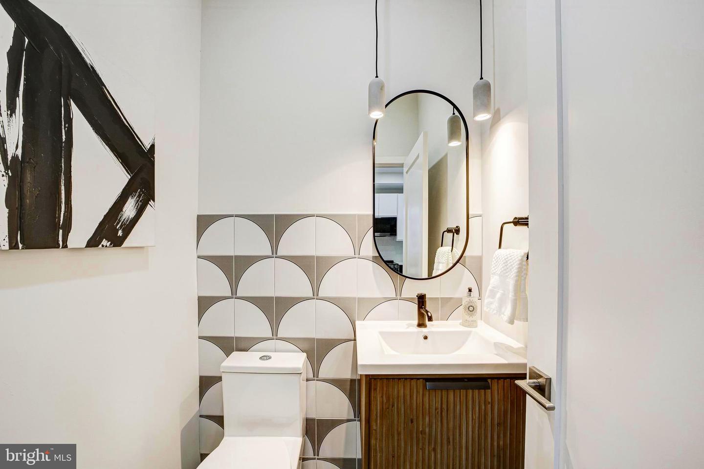 1146 16TH ST NE #B, WASHINGTON, District Of Columbia 20002, 4 Bedrooms Bedrooms, ,3 BathroomsBathrooms,Residential,For sale,1146 16TH ST NE #B,DCDC2221232 MLS # DCDC2221232 1146 16TH ST NE #B, WASHINGTON, District Of Columbia 20002, 4 Bedrooms Bedrooms, ,3 BathroomsBathrooms,Residential,For sale,1146 16TH ST NE #B,DCDC2221232 MLS # DCDC2221232