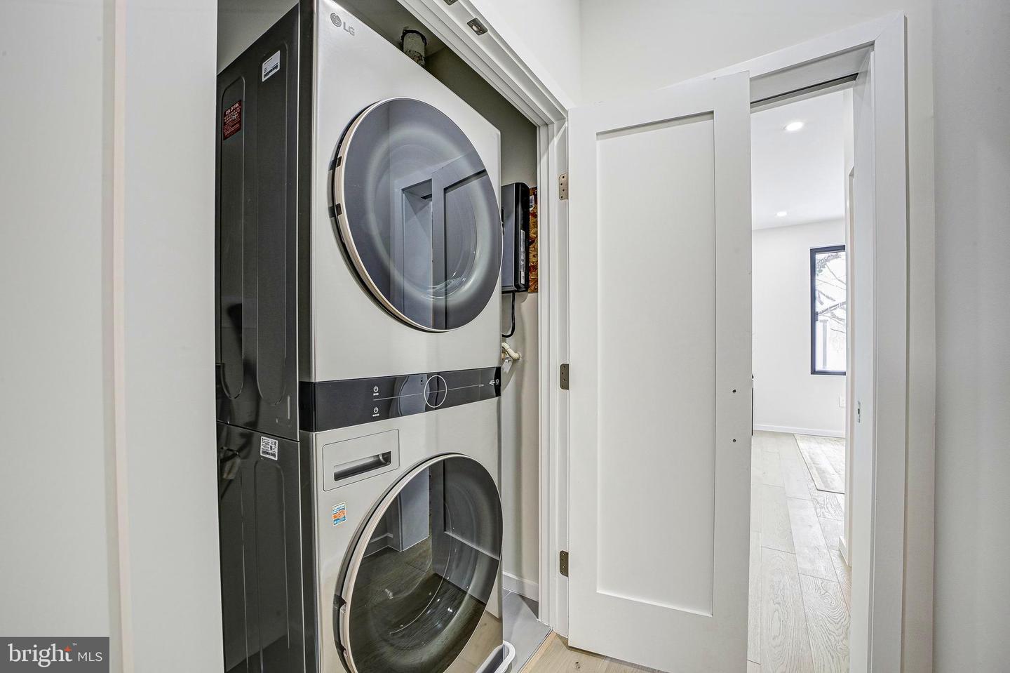 1146 16TH ST NE #B, WASHINGTON, District Of Columbia 20002, 4 Bedrooms Bedrooms, ,3 BathroomsBathrooms,Residential,For sale,1146 16TH ST NE #B,DCDC2221232 MLS # DCDC2221232 1146 16TH ST NE #B, WASHINGTON, District Of Columbia 20002, 4 Bedrooms Bedrooms, ,3 BathroomsBathrooms,Residential,For sale,1146 16TH ST NE #B,DCDC2221232 MLS # DCDC2221232