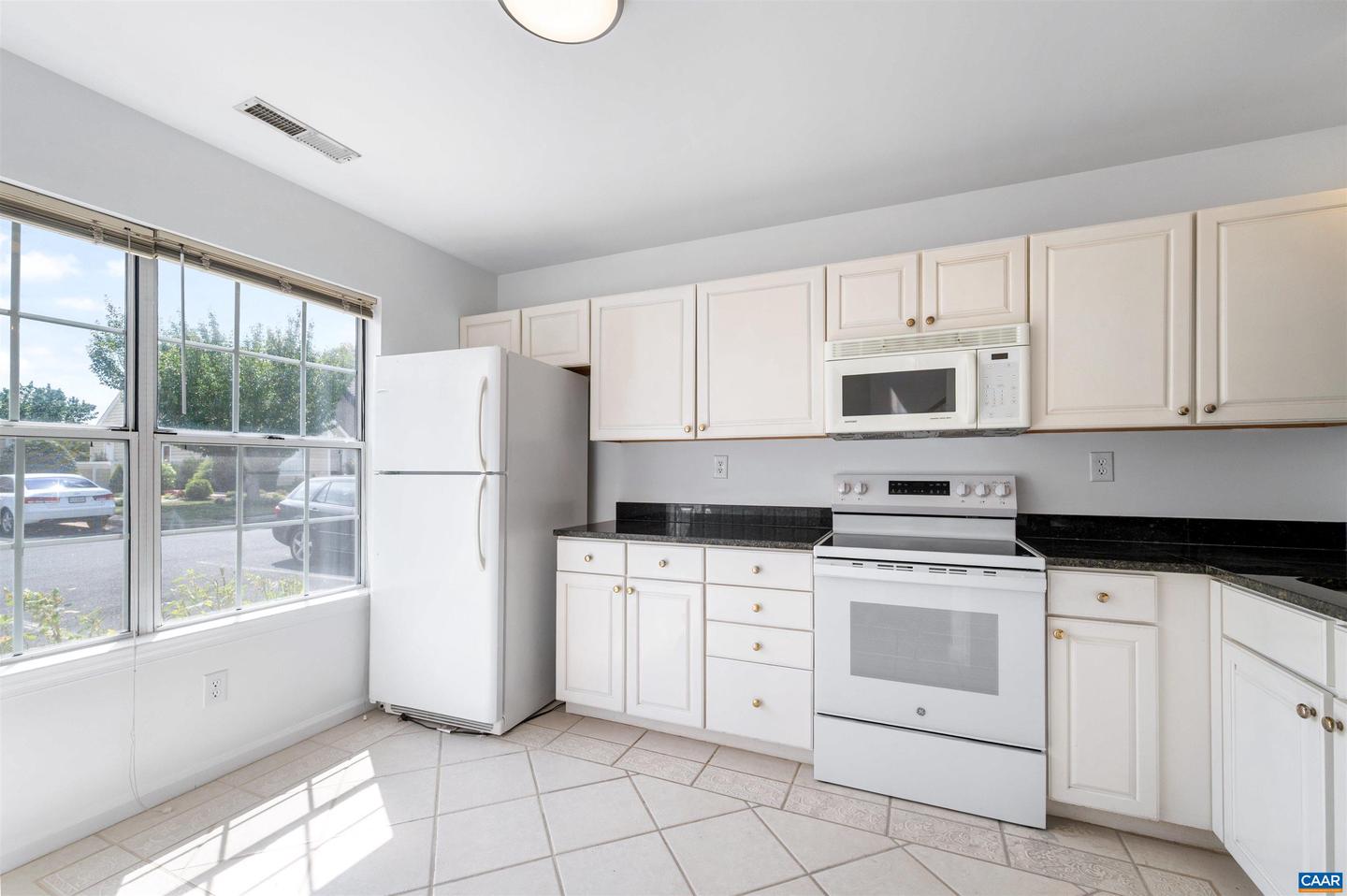 1356 LE PARC TER, CHARLOTTESVILLE, Virginia 22901, 2 Bedrooms Bedrooms, ,2 BathroomsBathrooms,Residential,For sale,1356 LE PARC TER,668743 MLS # 668743