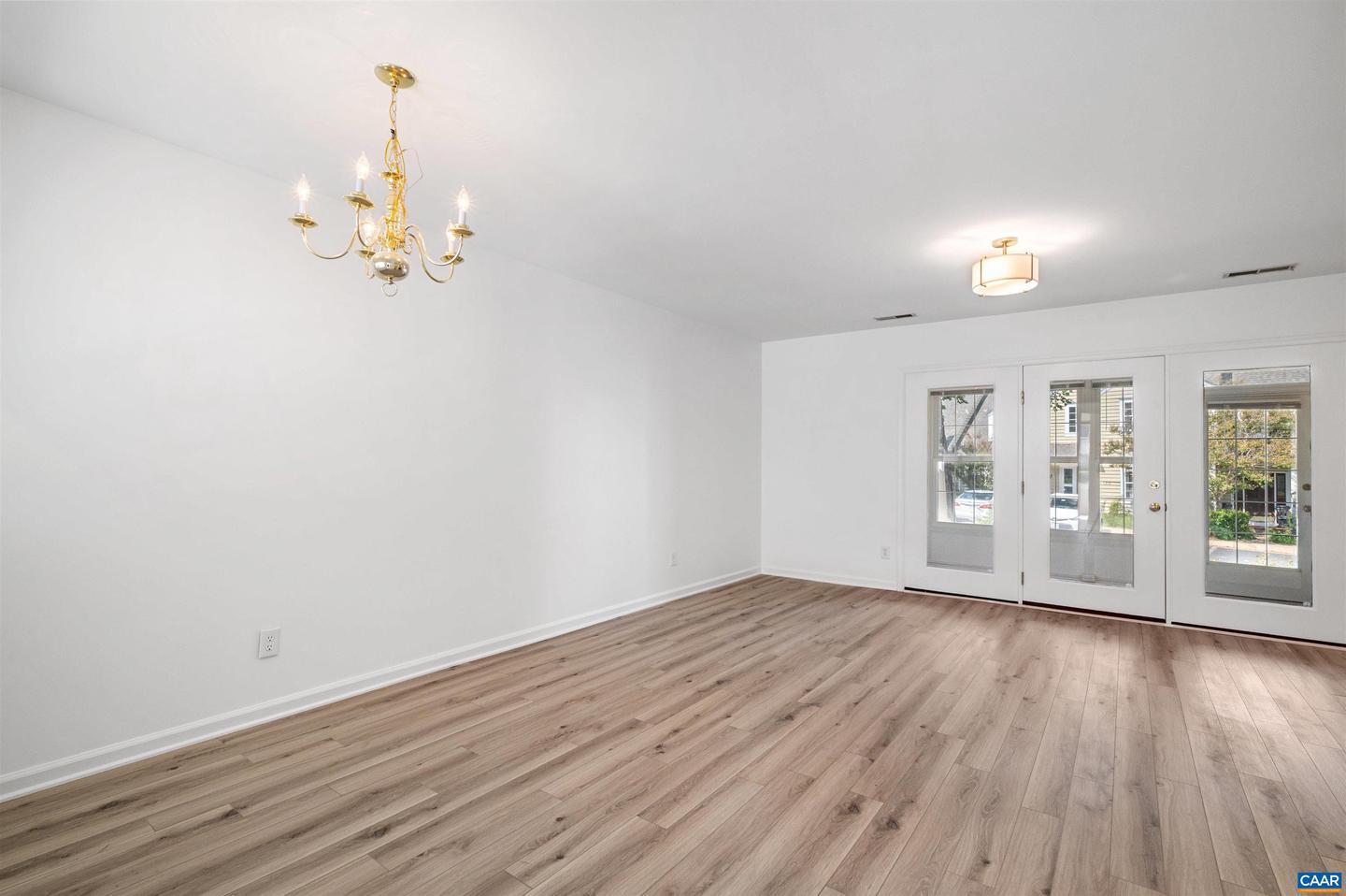 1356 LE PARC TER, CHARLOTTESVILLE, Virginia 22901, 2 Bedrooms Bedrooms, ,2 BathroomsBathrooms,Residential,For sale,1356 LE PARC TER,668743 MLS # 668743