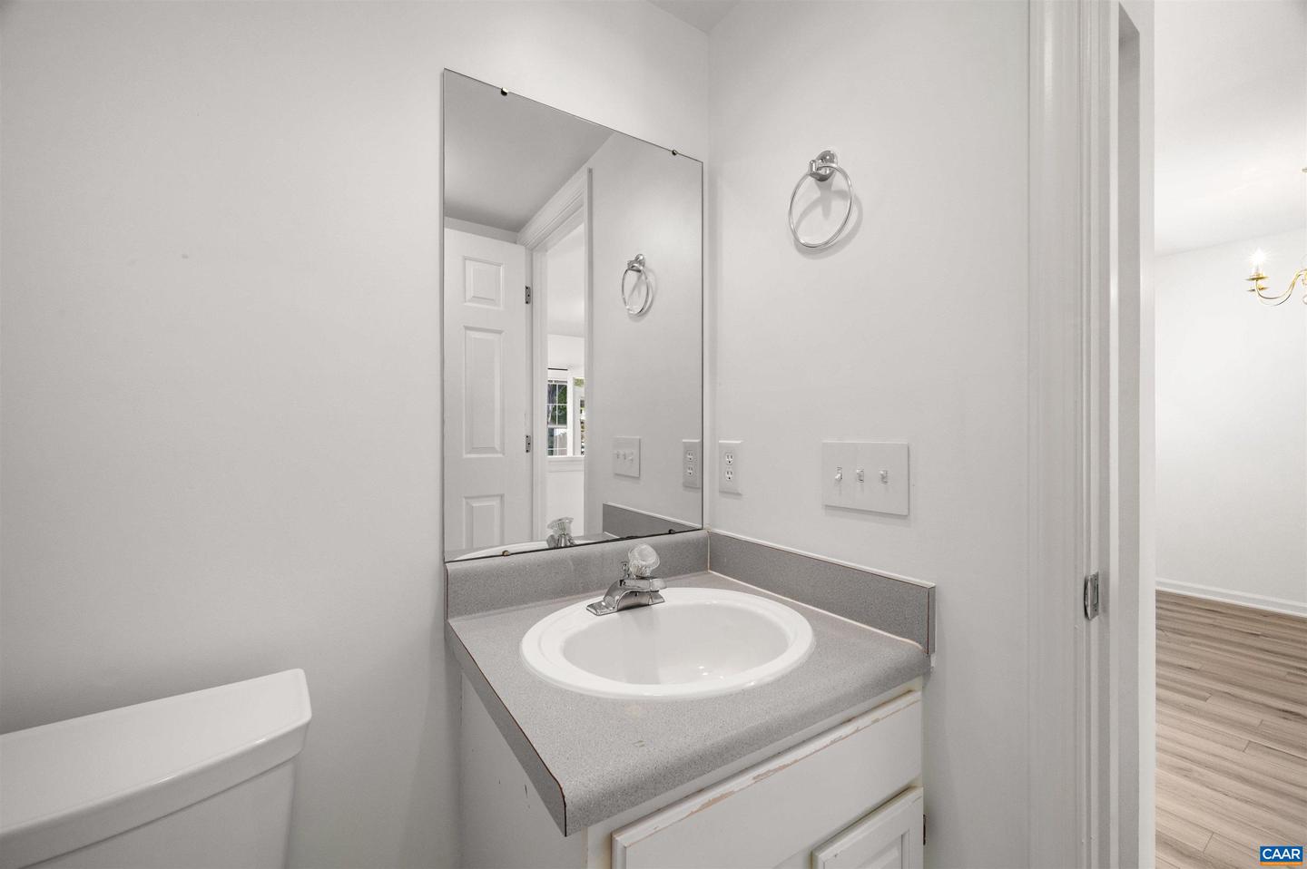 1356 LE PARC TER, CHARLOTTESVILLE, Virginia 22901, 2 Bedrooms Bedrooms, ,2 BathroomsBathrooms,Residential,For sale,1356 LE PARC TER,668743 MLS # 668743