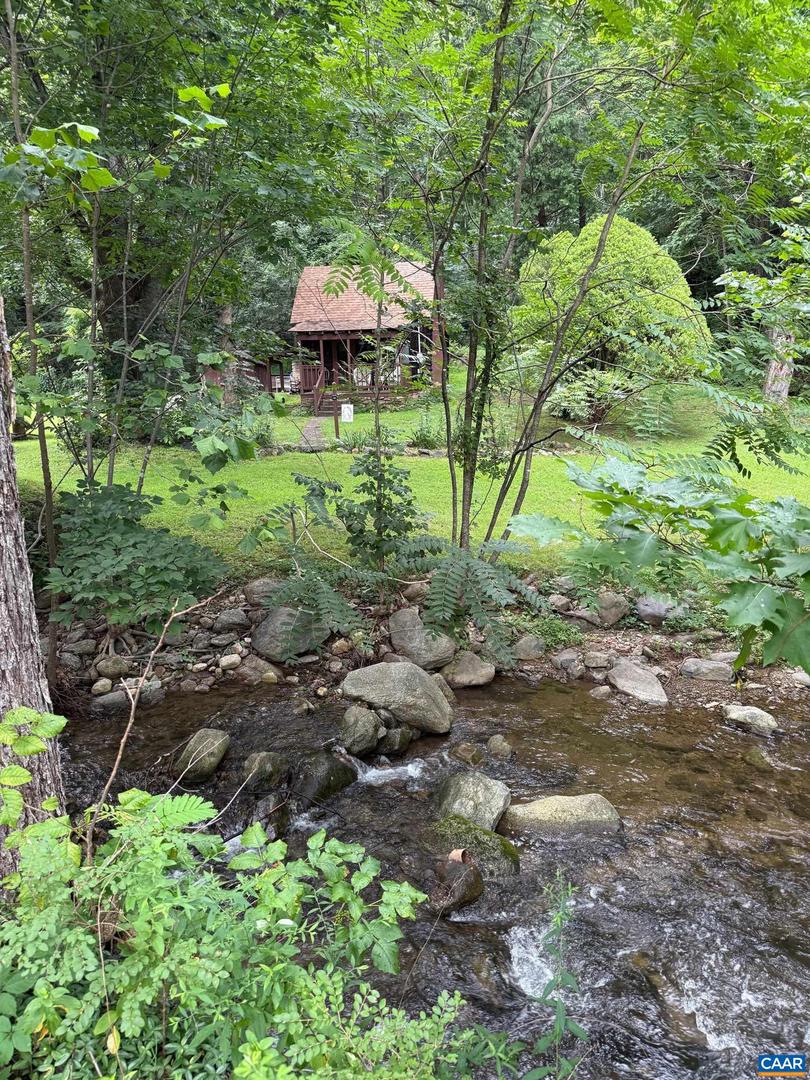 2960 BEECH GROVE RD, ROSELAND, Virginia 22967, 2 Bedrooms Bedrooms, ,1 BathroomBathrooms,Residential,For sale,2960 BEECH GROVE RD,668747 MLS # 668747