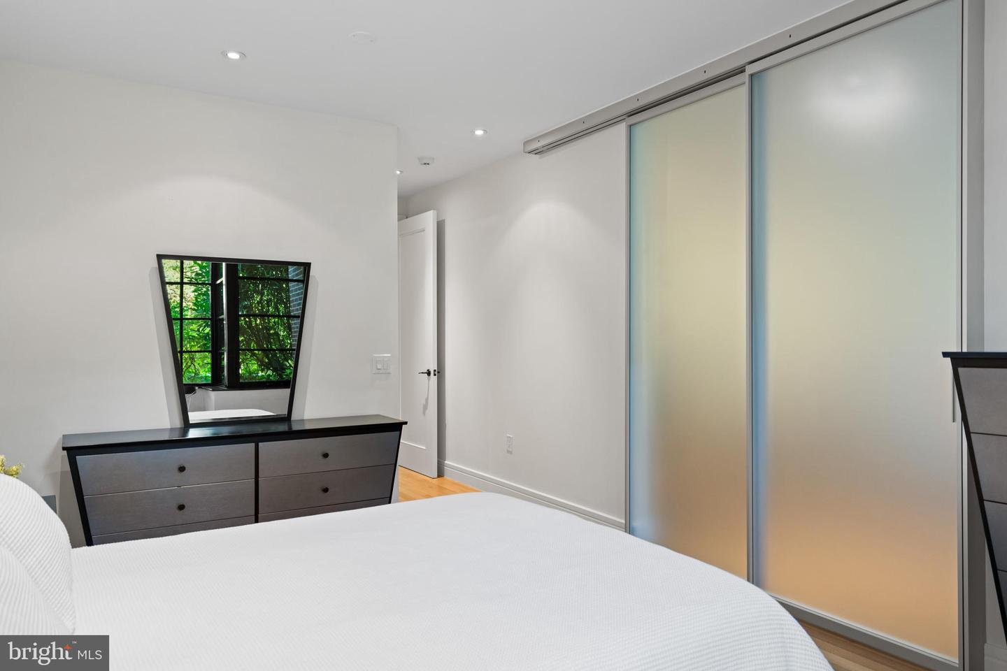 3303 WATER ST NW #3B, WASHINGTON, District Of Columbia 20007, 1 Bedroom Bedrooms, ,1 BathroomBathrooms,Residential,For sale,3303 WATER ST NW #3B,DCDC2221250 MLS # DCDC2221250