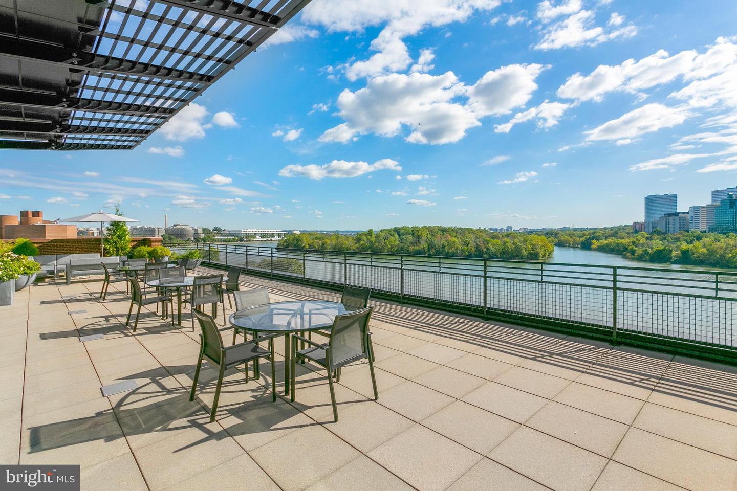 3303 WATER ST NW #3B, WASHINGTON, District Of Columbia 20007, 1 Bedroom Bedrooms, ,1 BathroomBathrooms,Residential,For sale,3303 WATER ST NW #3B,DCDC2221250 MLS # DCDC2221250