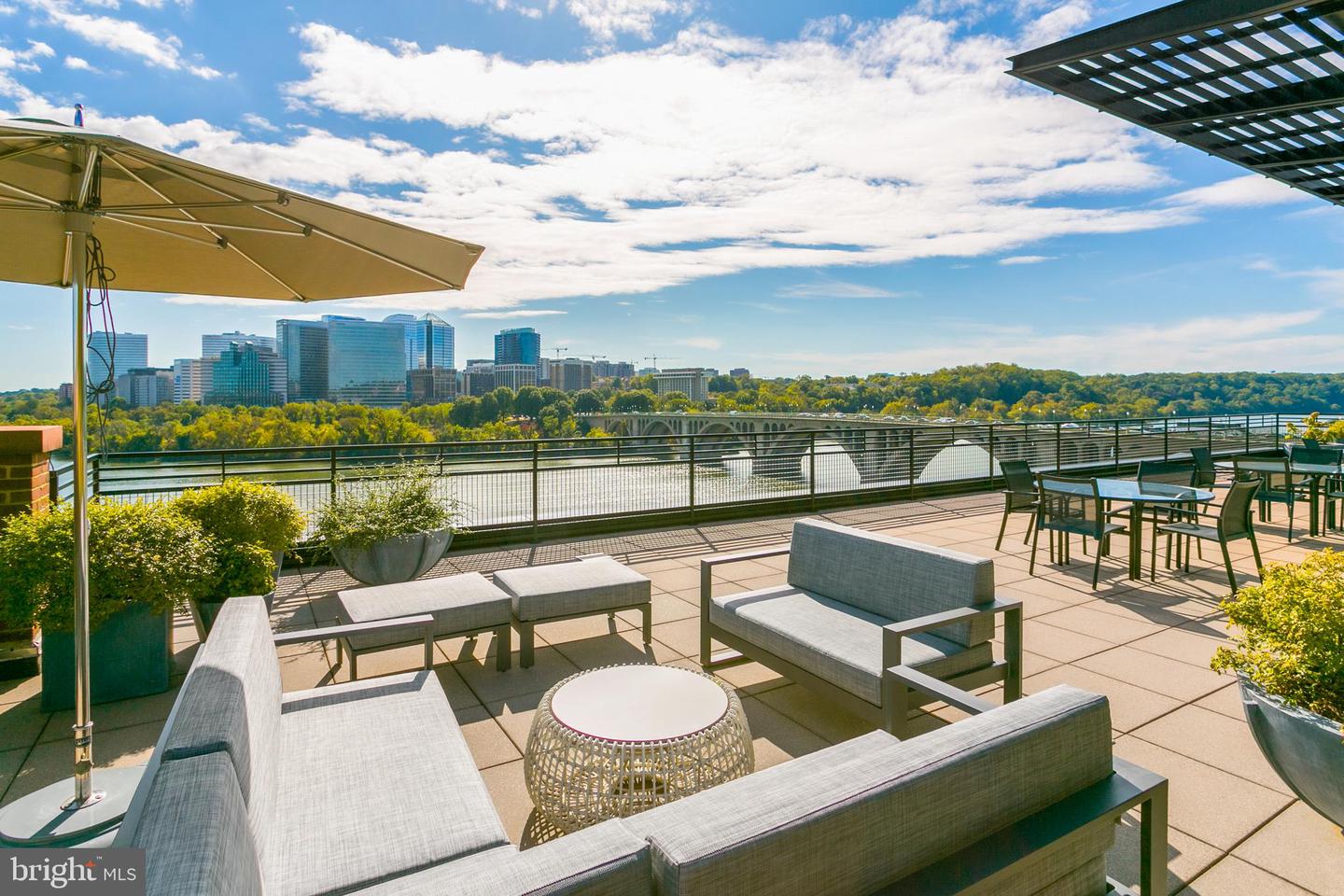 3303 WATER ST NW #3B, WASHINGTON, District Of Columbia 20007, 1 Bedroom Bedrooms, ,1 BathroomBathrooms,Residential,For sale,3303 WATER ST NW #3B,DCDC2221250 MLS # DCDC2221250