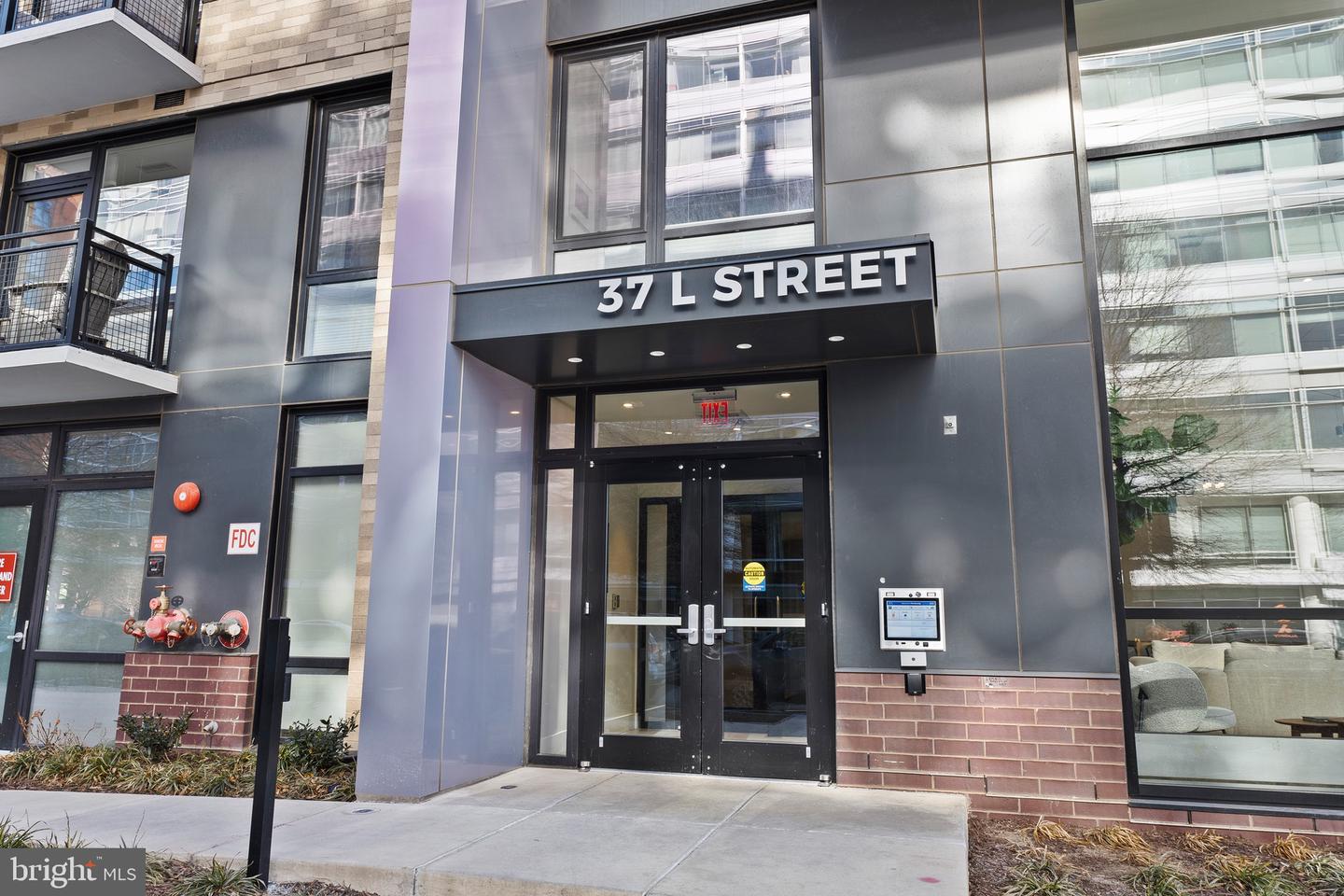 37 L ST SE #908, WASHINGTON, District Of Columbia 20003, 1 Bedroom Bedrooms, ,1 BathroomBathrooms,Residential,For sale,37 L ST SE #908,DCDC2221254 MLS # DCDC2221254 37 L ST SE #908, WASHINGTON, District Of Columbia 20003, 1 Bedroom Bedrooms, ,1 BathroomBathrooms,Residential,For sale,37 L ST SE #908,DCDC2221254 MLS # DCDC2221254