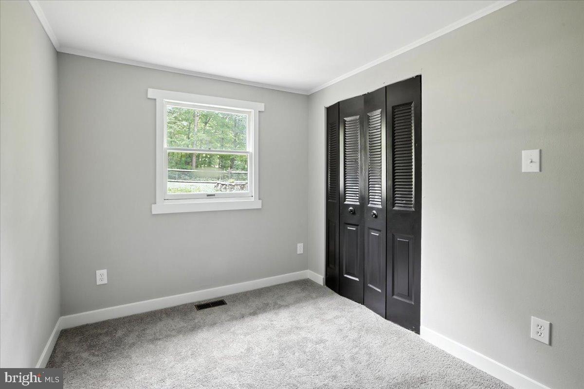 7102 TANGLEWOOD RD, SPOTSYLVANIA, Virginia 22551, 3 Bedrooms Bedrooms, 4 Rooms Rooms,1 BathroomBathrooms,Residential,For sale,7102 TANGLEWOOD RD,VASP2036138 MLS # VASP2036138