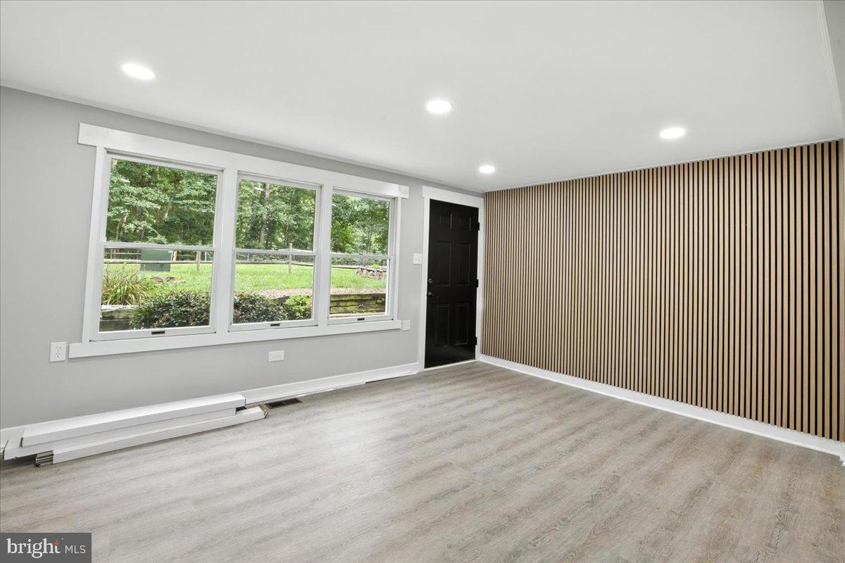 7102 TANGLEWOOD RD, SPOTSYLVANIA, Virginia 22551, 3 Bedrooms Bedrooms, 4 Rooms Rooms,1 BathroomBathrooms,Residential,For sale,7102 TANGLEWOOD RD,VASP2036138 MLS # VASP2036138