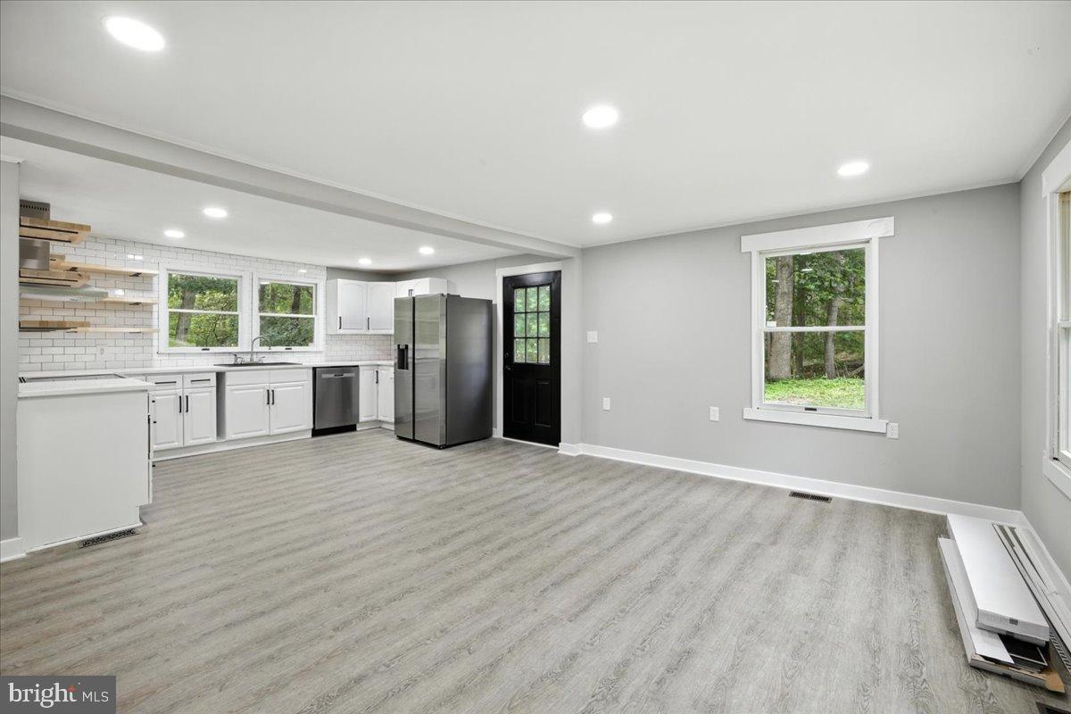 7102 TANGLEWOOD RD, SPOTSYLVANIA, Virginia 22551, 3 Bedrooms Bedrooms, 4 Rooms Rooms,1 BathroomBathrooms,Residential,For sale,7102 TANGLEWOOD RD,VASP2036138 MLS # VASP2036138