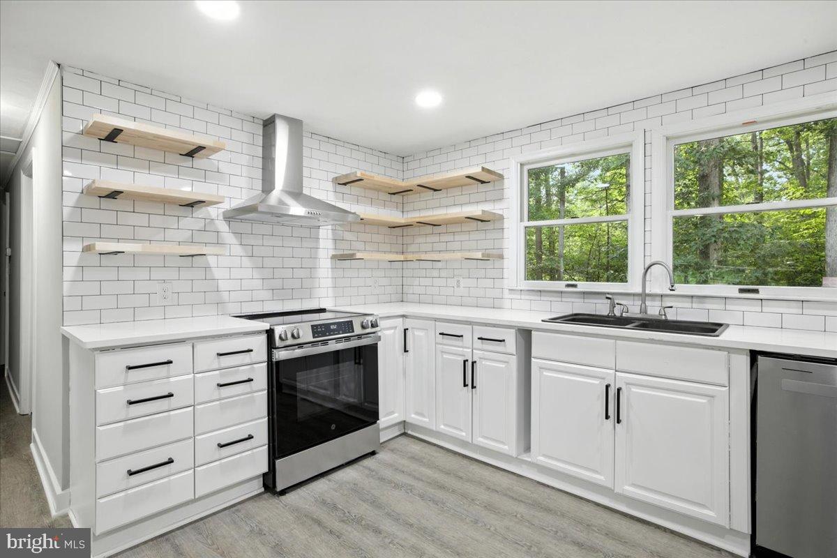 7102 TANGLEWOOD RD, SPOTSYLVANIA, Virginia 22551, 3 Bedrooms Bedrooms, 4 Rooms Rooms,1 BathroomBathrooms,Residential,For sale,7102 TANGLEWOOD RD,VASP2036138 MLS # VASP2036138
