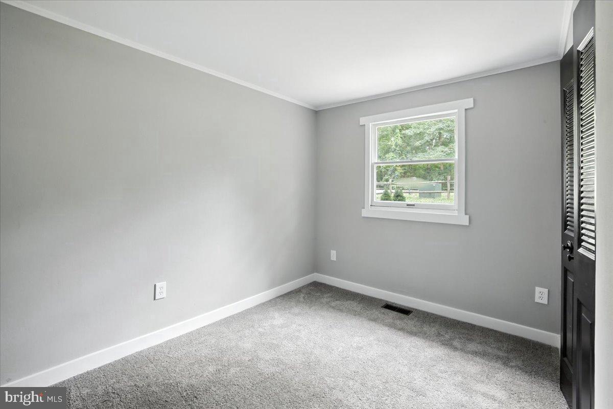 7102 TANGLEWOOD RD, SPOTSYLVANIA, Virginia 22551, 3 Bedrooms Bedrooms, 4 Rooms Rooms,1 BathroomBathrooms,Residential,For sale,7102 TANGLEWOOD RD,VASP2036138 MLS # VASP2036138