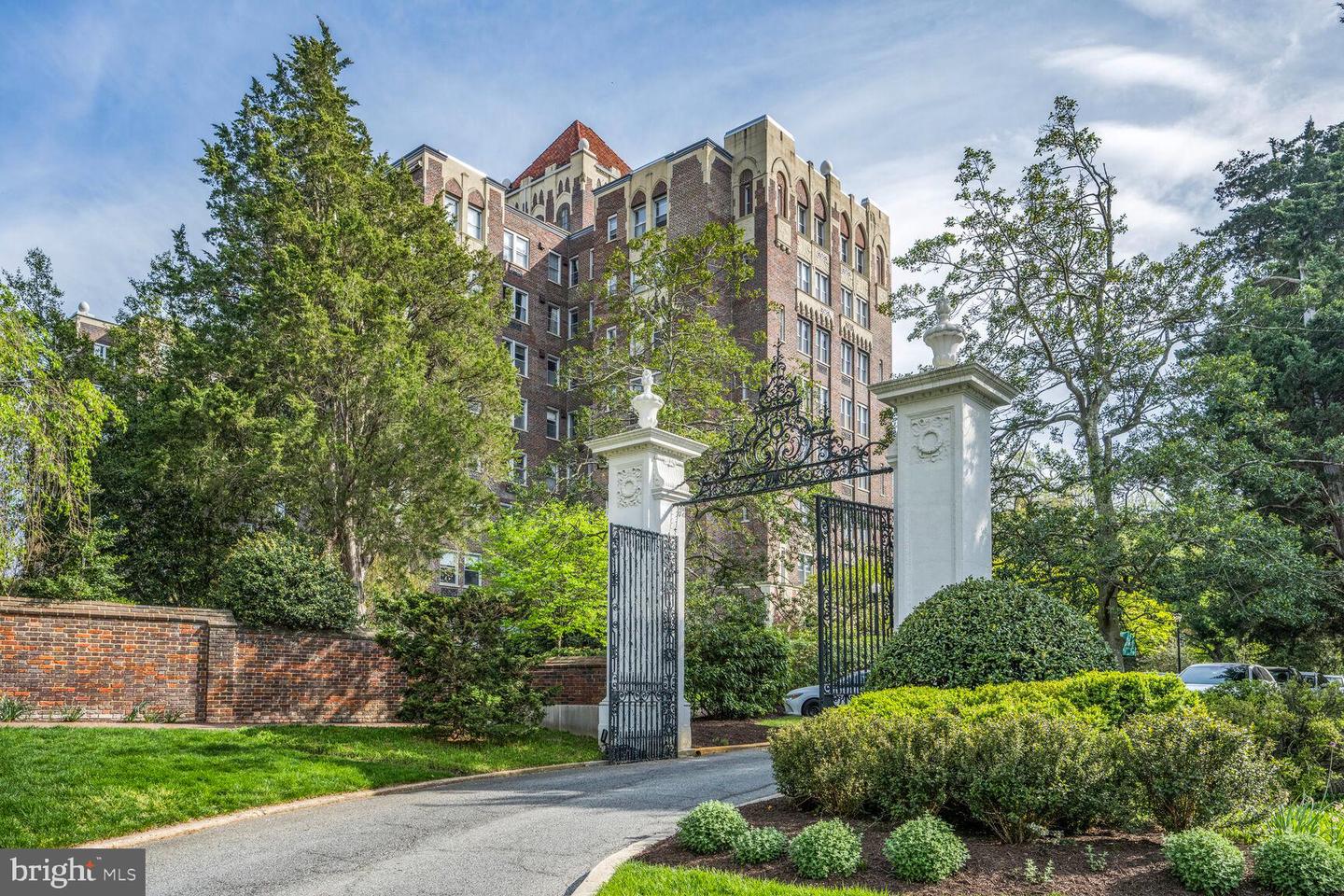 3900 CATHEDRAL AVE NW #411 A, WASHINGTON, District Of Columbia 20016, 2 Bedrooms Bedrooms, ,1 BathroomBathrooms,Residential,For sale,3900 CATHEDRAL AVE NW #411 A,DCDC2221274 MLS # DCDC2221274