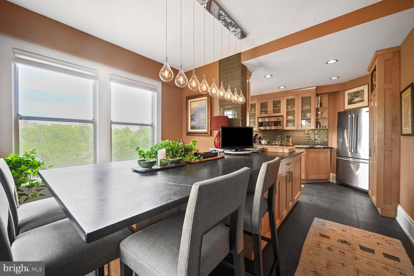 3900 CATHEDRAL AVE NW #411 A, WASHINGTON, District Of Columbia 20016, 2 Bedrooms Bedrooms, ,1 BathroomBathrooms,Residential,For sale,3900 CATHEDRAL AVE NW #411 A,DCDC2221274 MLS # DCDC2221274