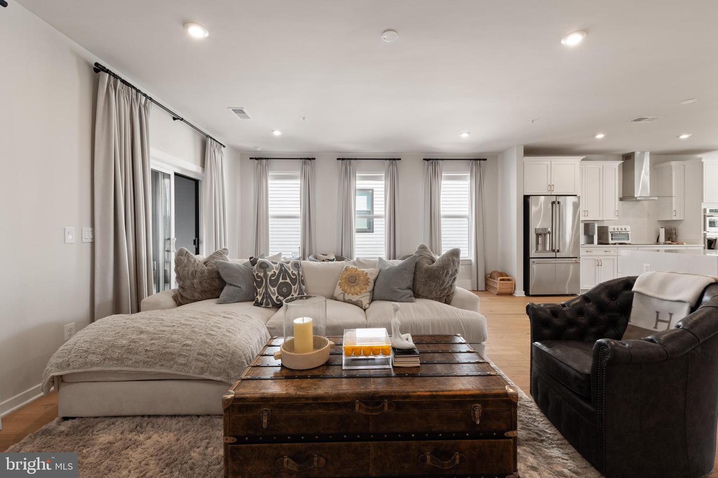 4138 LEGATO RD #50, FAIRFAX, Virginia 22033, 3 Bedrooms Bedrooms, ,2 BathroomsBathrooms,Residential,For sale,4138 LEGATO RD #50,VAFX2265868 MLS # VAFX2265868